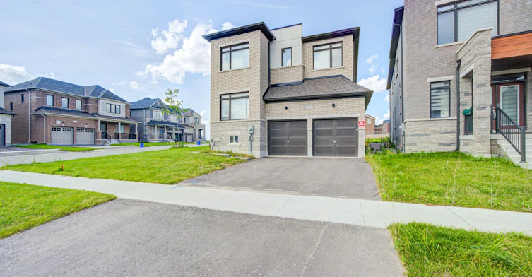 2151 Binbrook Drive, Oshawa, ON, L1L 0W6