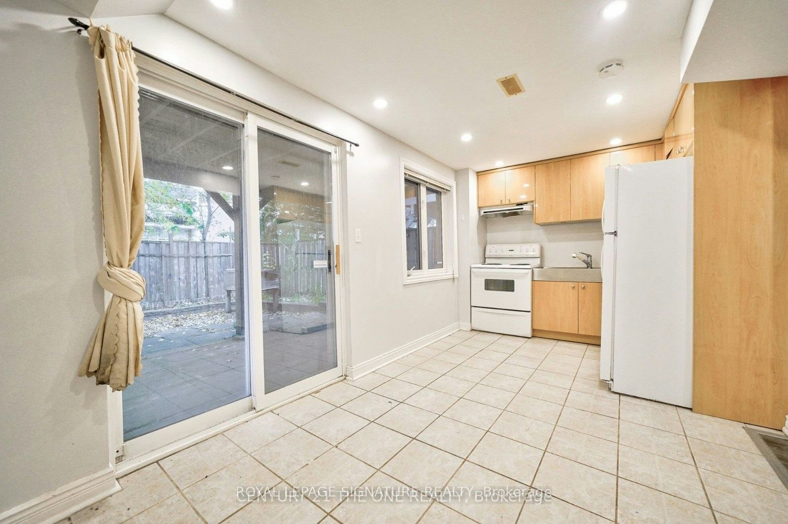 76 Highhill Drive, Toronto, ON, M1T 1N7