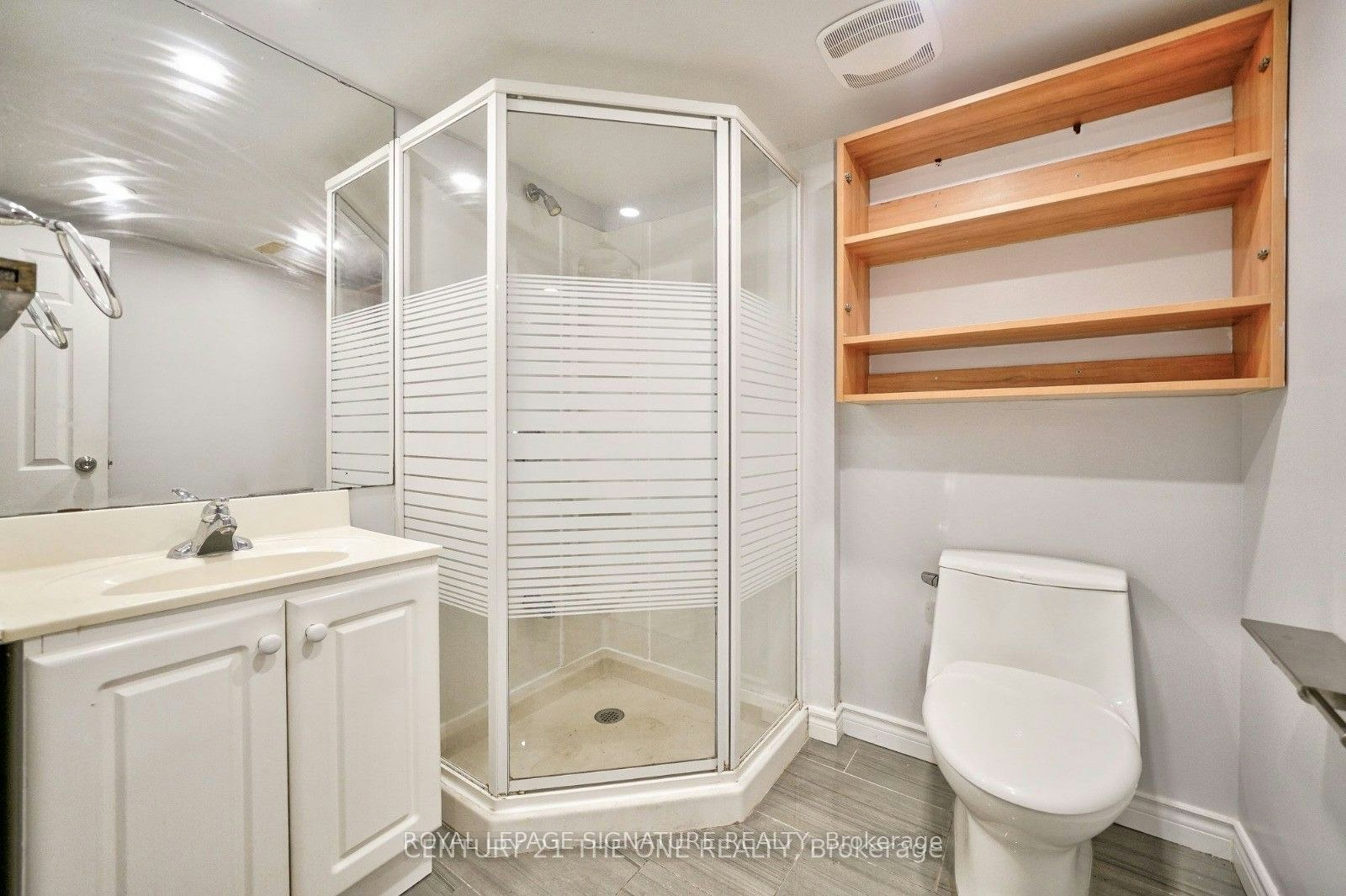 76 Highhill Drive, Toronto, ON, M1T 1N7 - 5