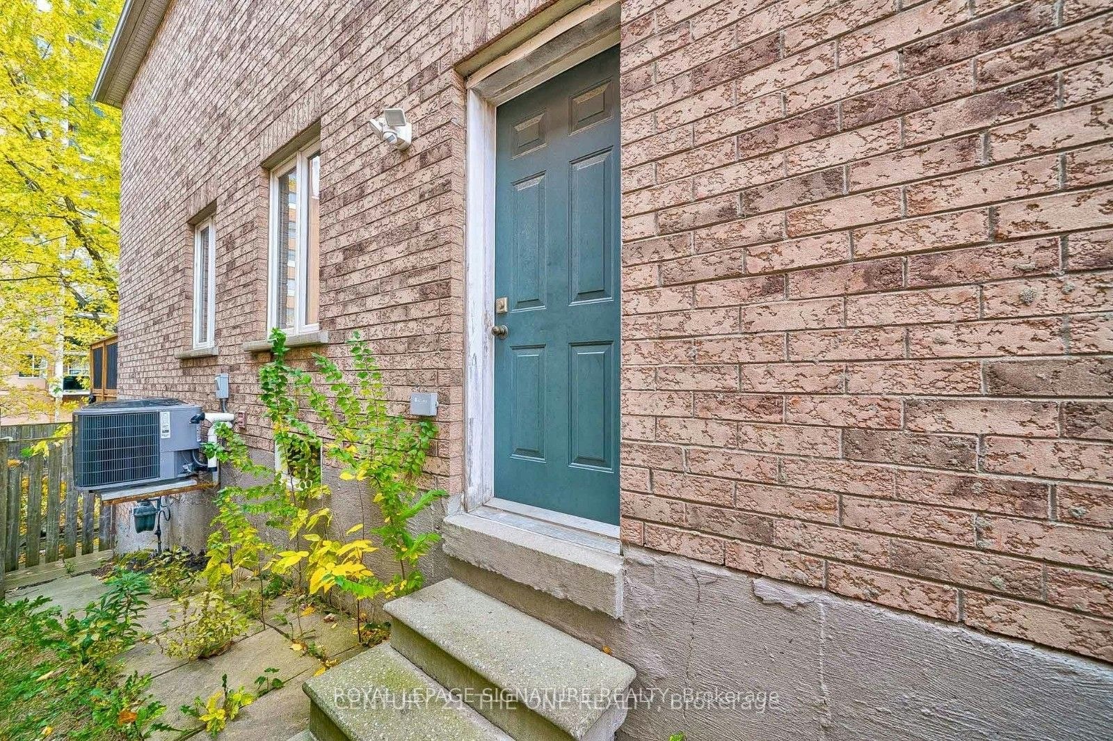 76 Highhill Drive, Toronto, ON, M1T 1N7 - 7