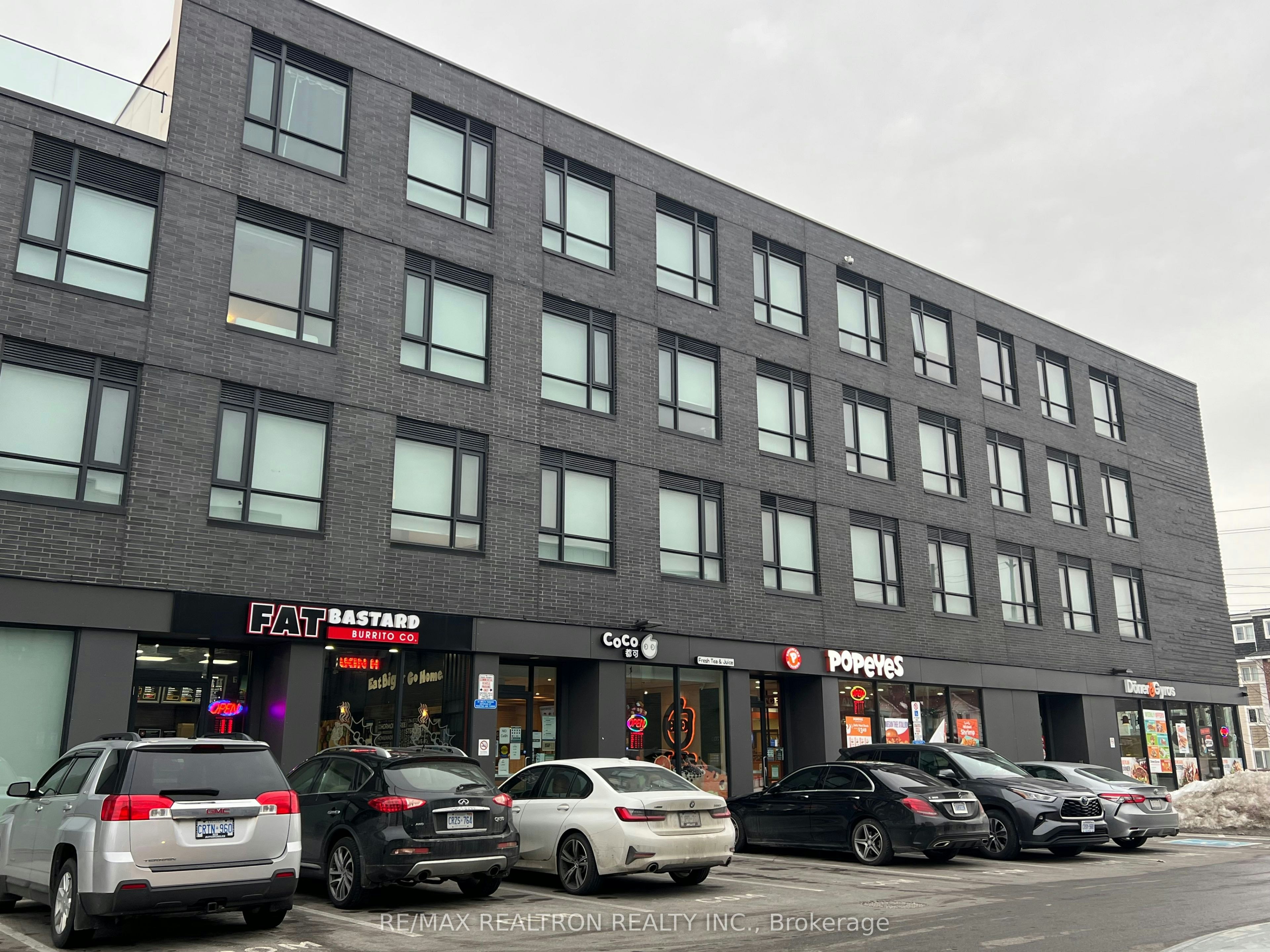 401-1800 Simcoe Street N, Oshawa, ON, L1G 0C2
