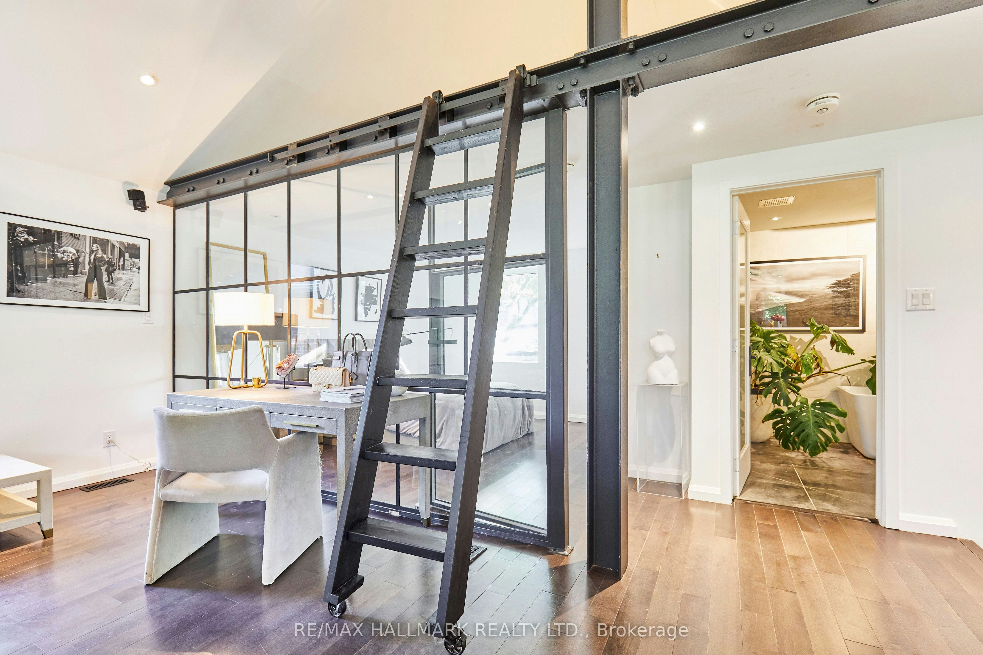 72 Sunnypoint Crescent, Toronto, ON, M1M 1B9 - 9
