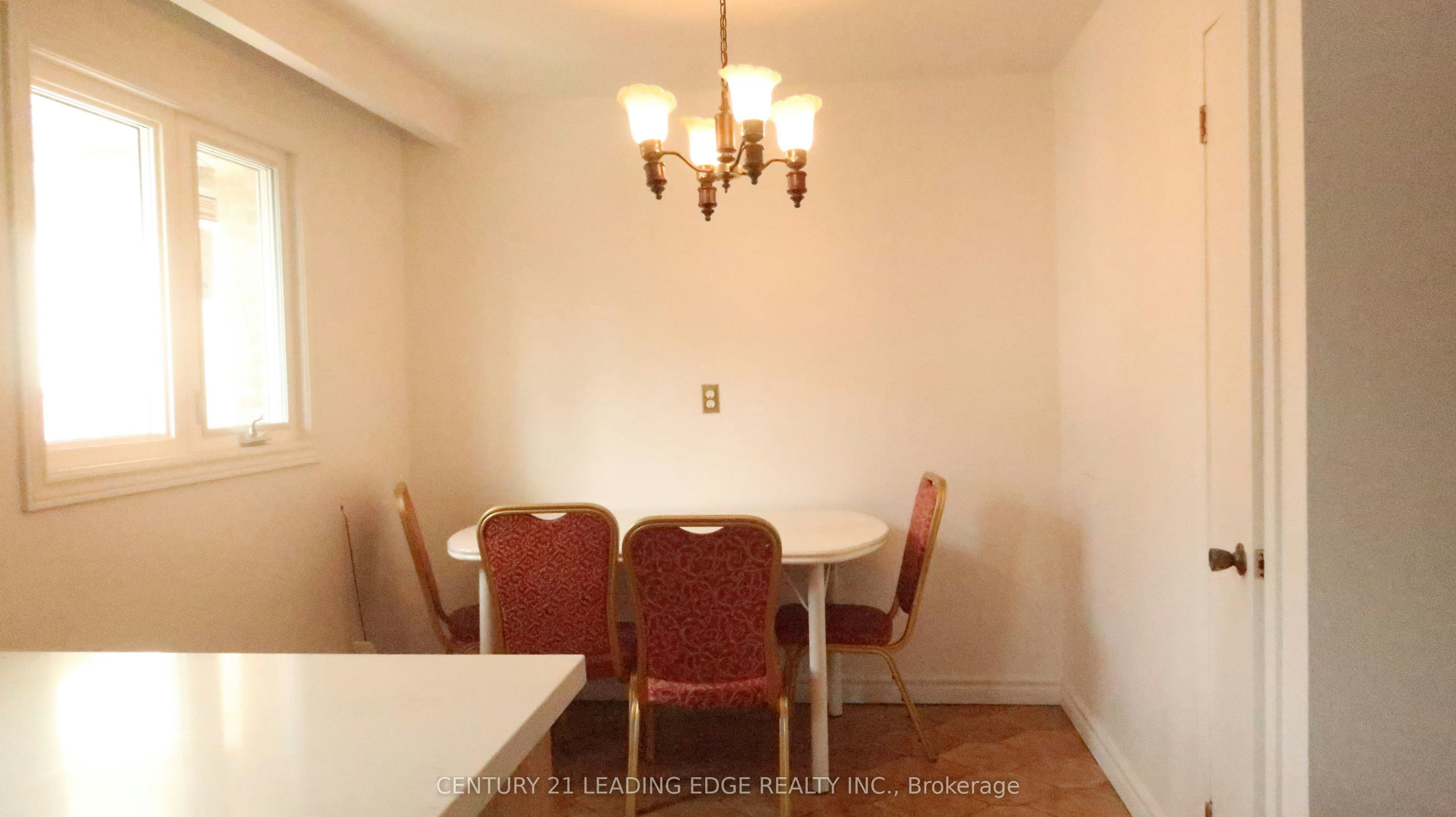 MAIN-959 Huntingwood Drive S, Toronto, ON, M1S 1K3 - 3