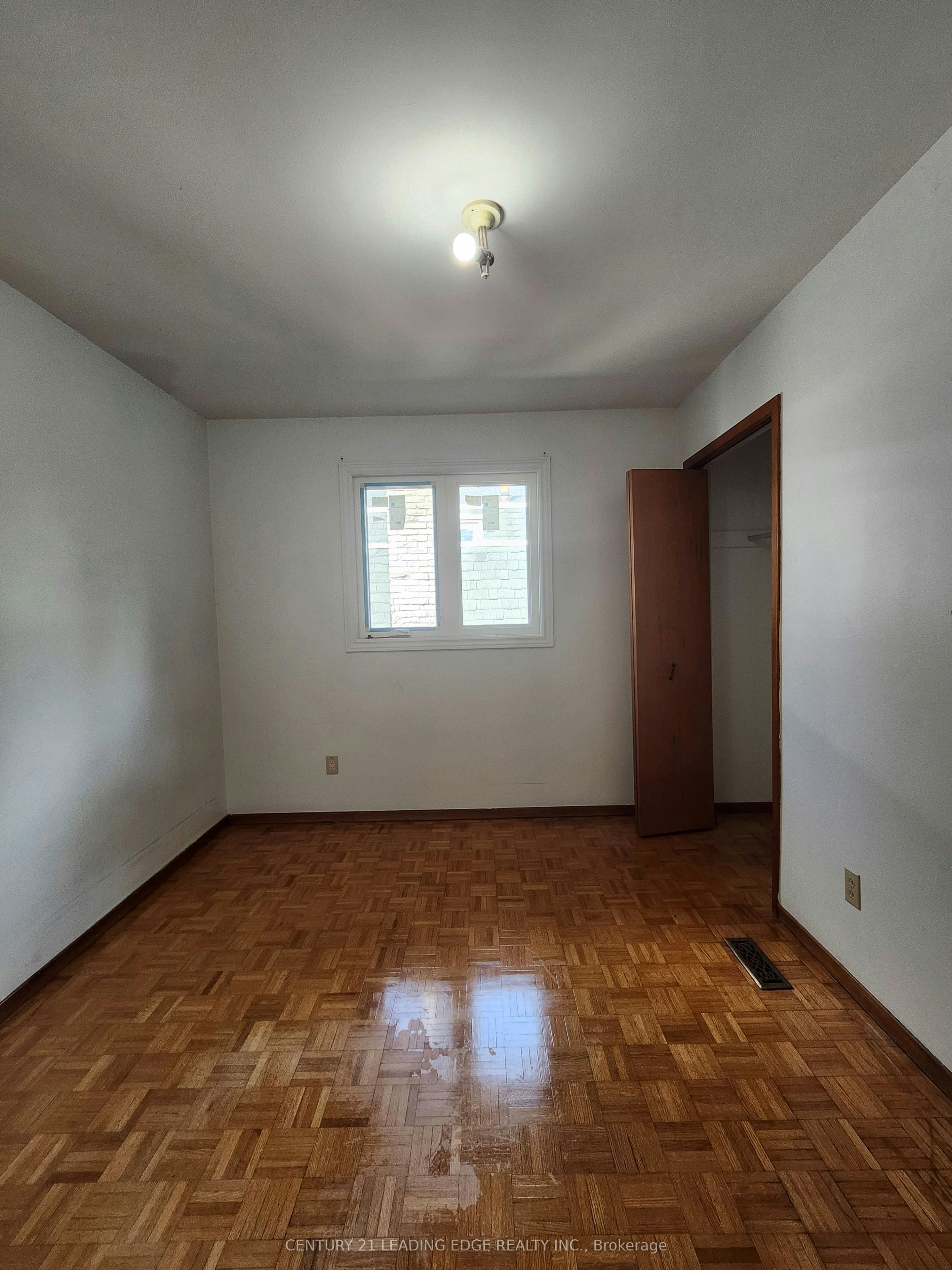 MAIN-959 Huntingwood Drive S, Toronto, ON, M1S 1K3 - 7