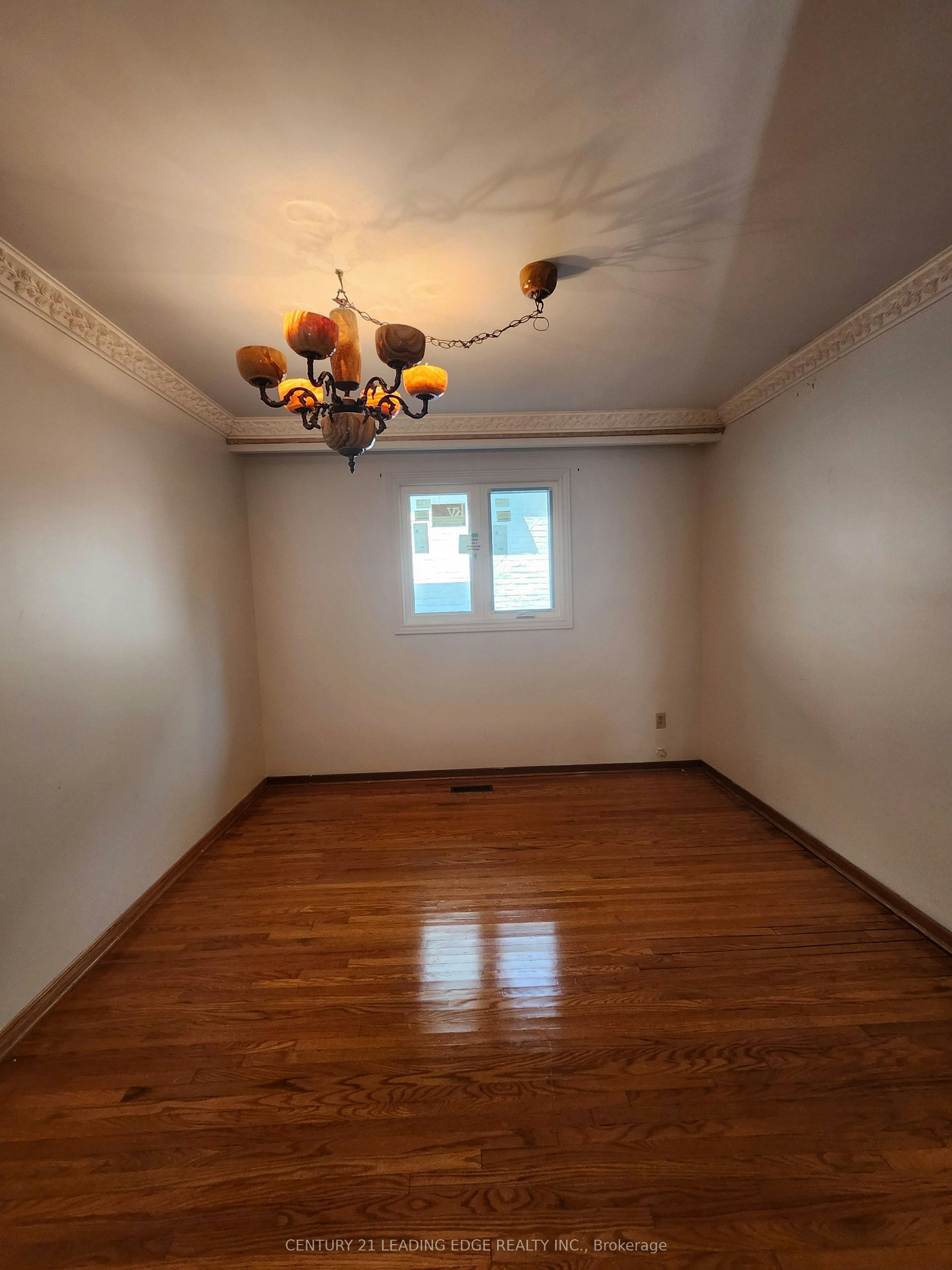 MAIN-959 Huntingwood Drive S, Toronto, ON, M1S 1K3 - 8