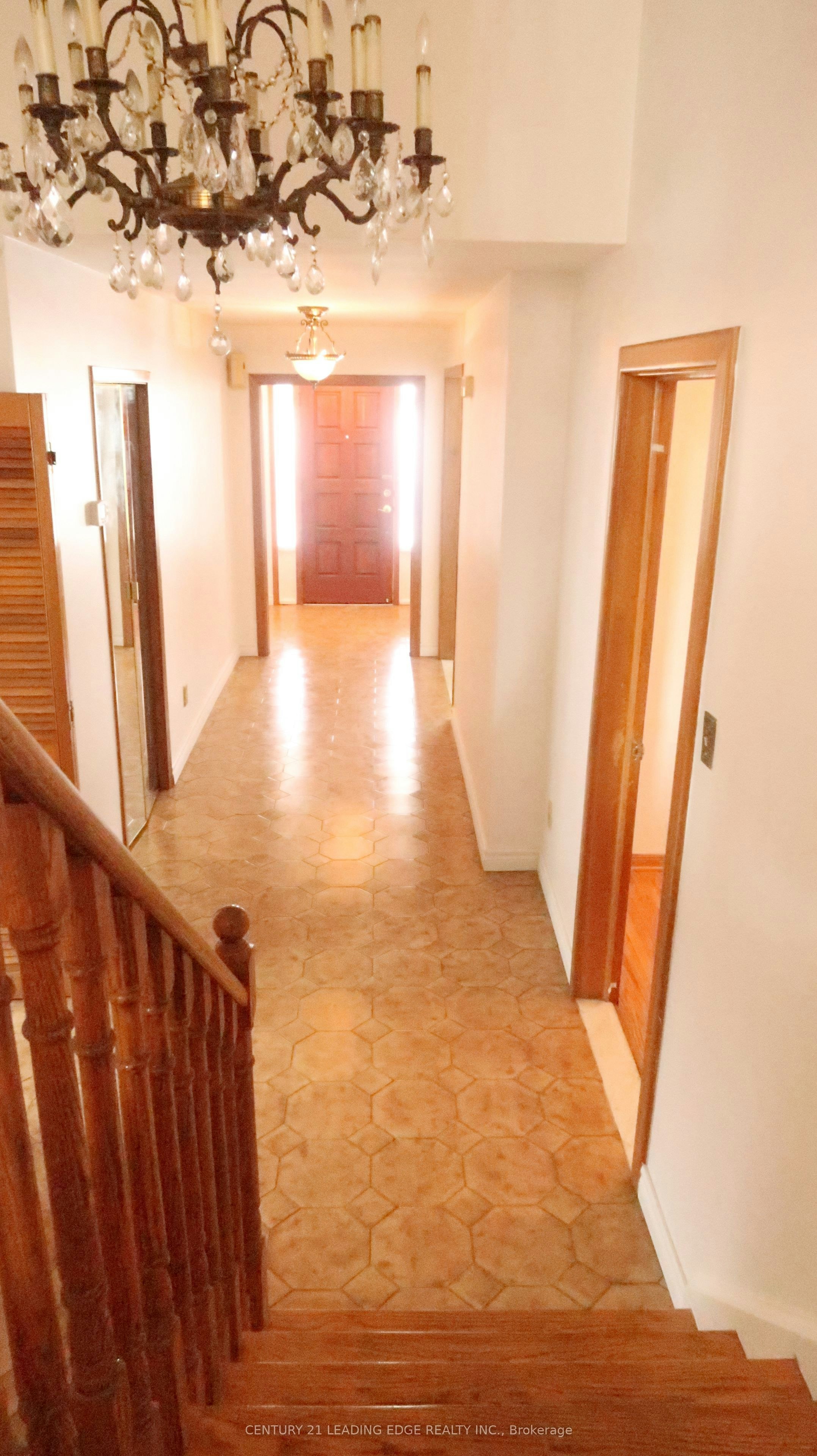 MAIN-959 Huntingwood Drive S, Toronto, ON, M1S 1K3 - 5