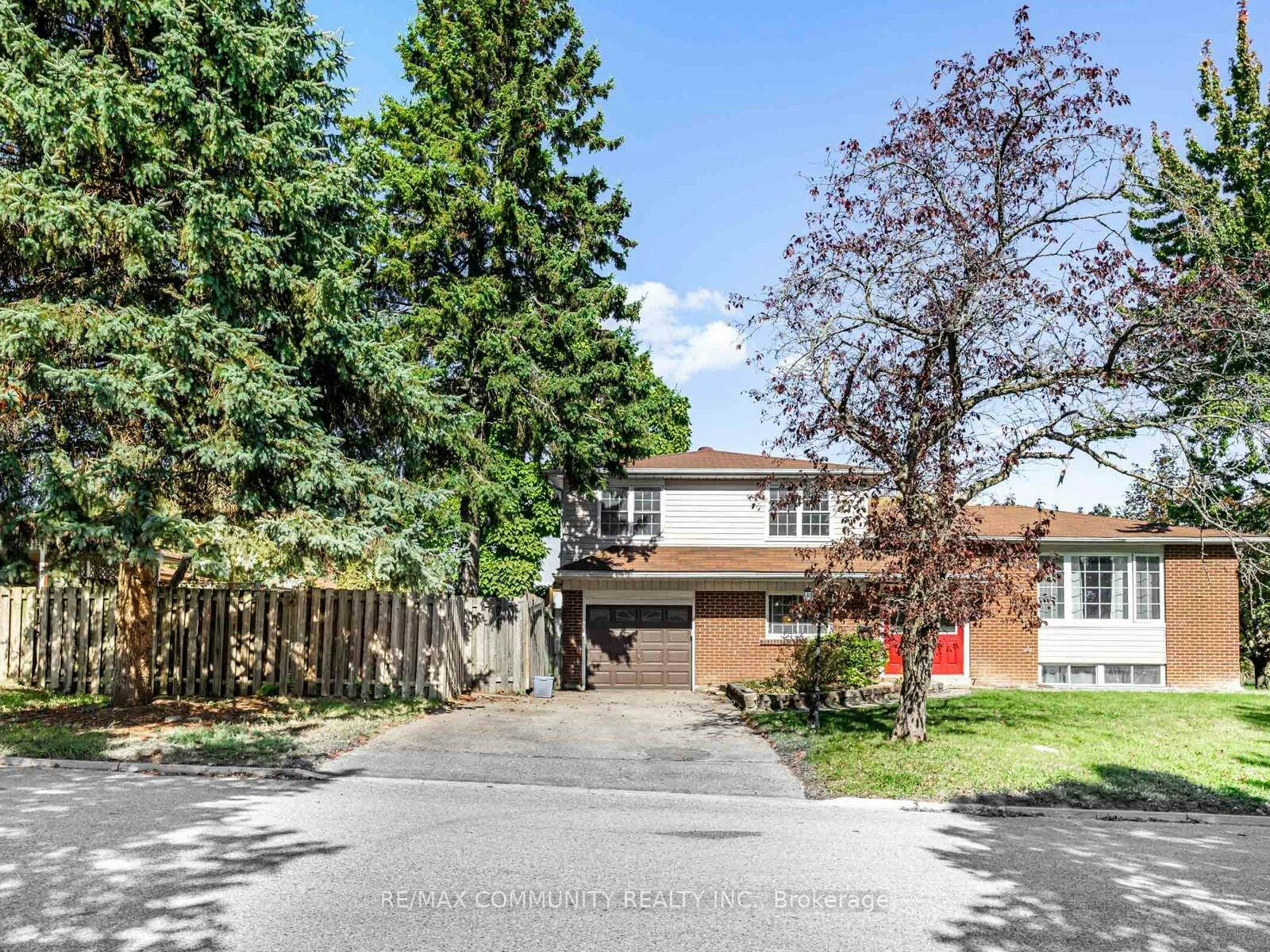 122 Bryant Road, Ajax, ON, L1S 2Y8
