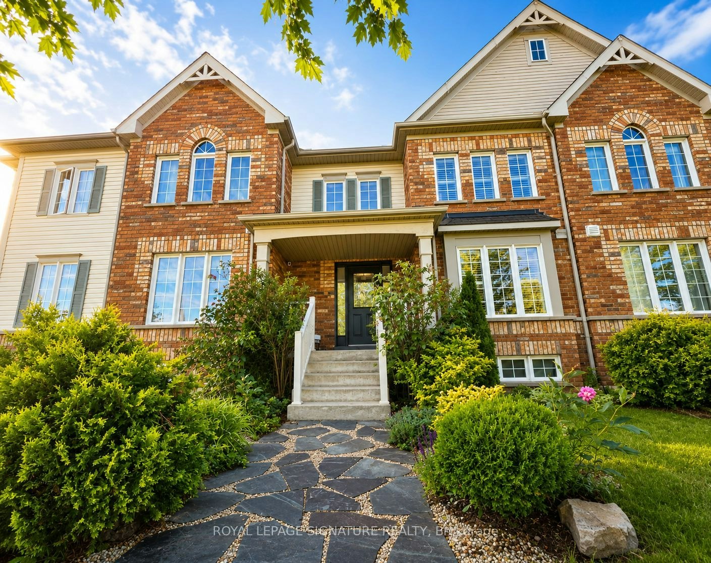 12 Blytheway Gate, Ajax, ON, L1T 0J5