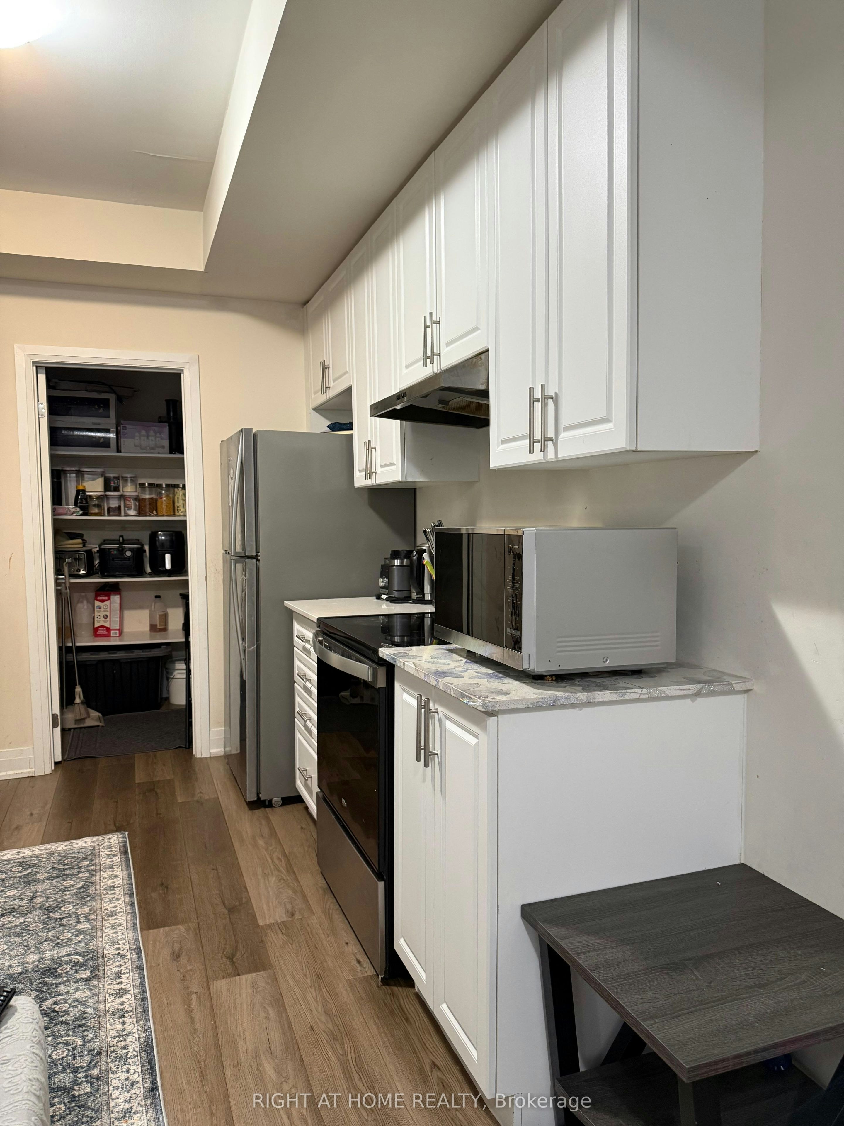210-755 Omega Drive N, Pickering, ON, L1V 1A8 - 4