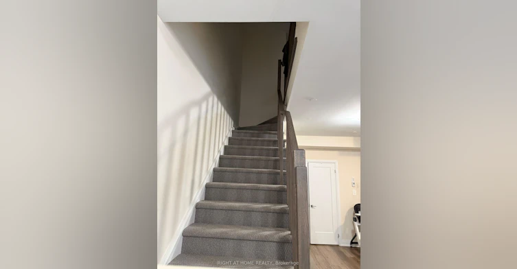 210-755 Omega Drive N, Pickering, ON, L1V 1A8 - 8