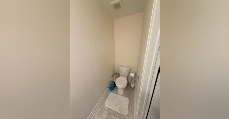 210-755 Omega Drive N, Pickering, ON, L1V 1A8 - 7