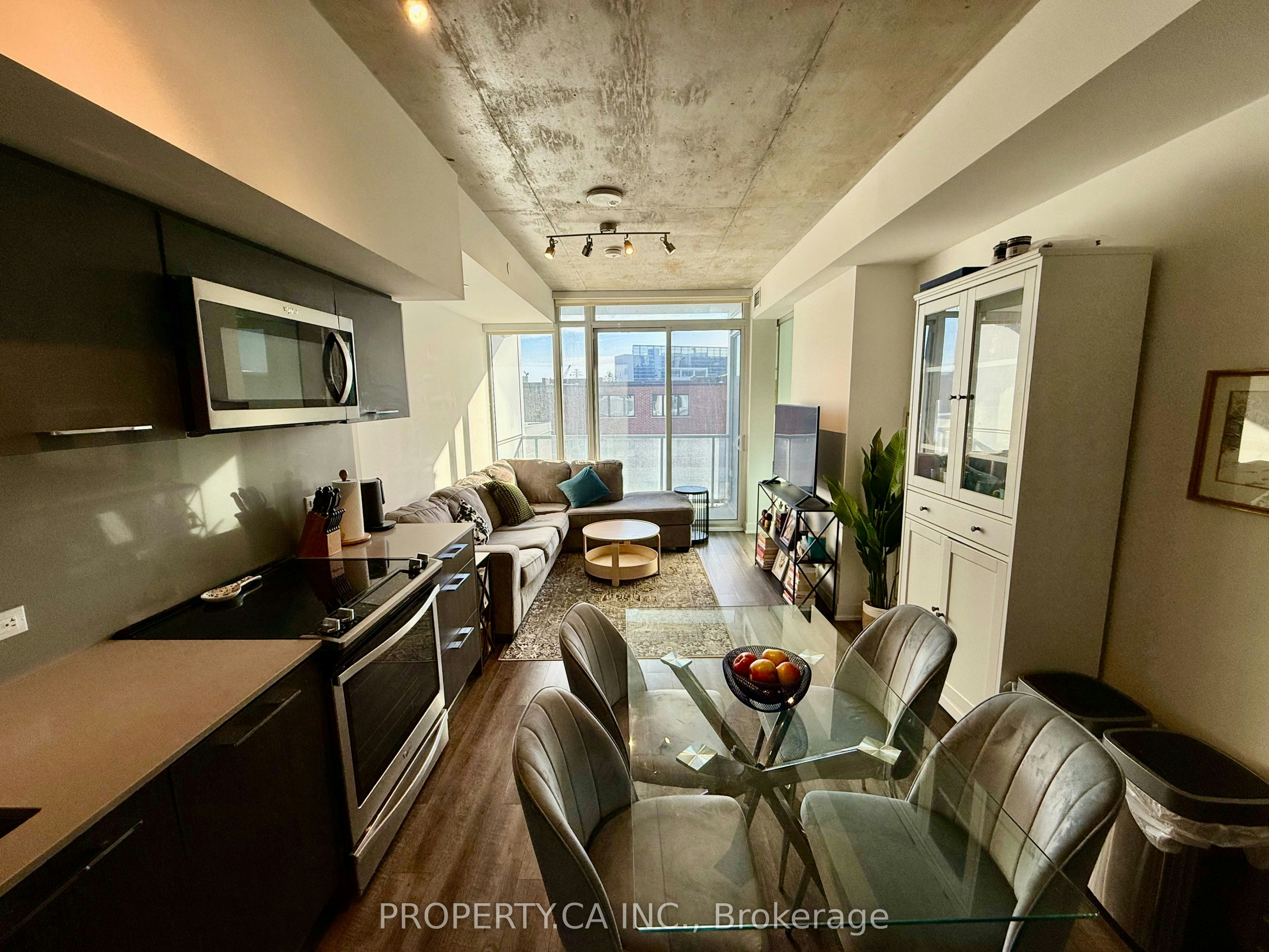 206-25 Baseball Place, Toronto, ON, M8Y 1M1 - 2