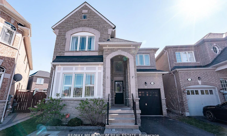 19 Bellotti Crescent
