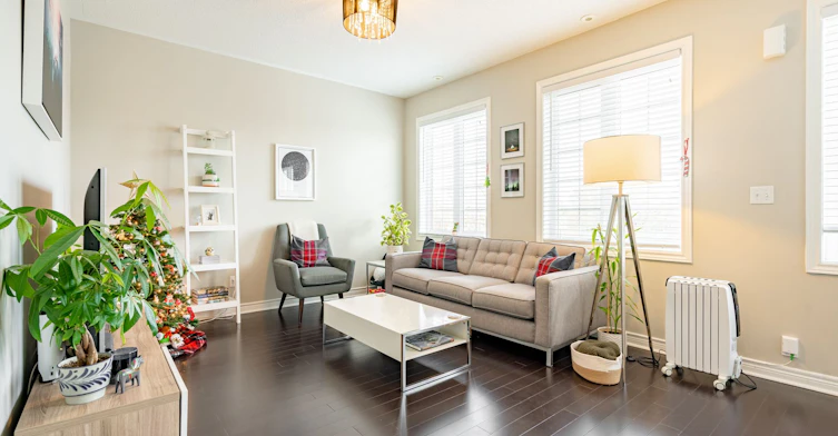 67 Enroutes Street, Toronto, ON, M4E 0A3 - 3
