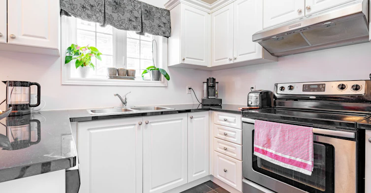 67 Enroutes Street, Toronto, ON, M4E 0A3 - 7