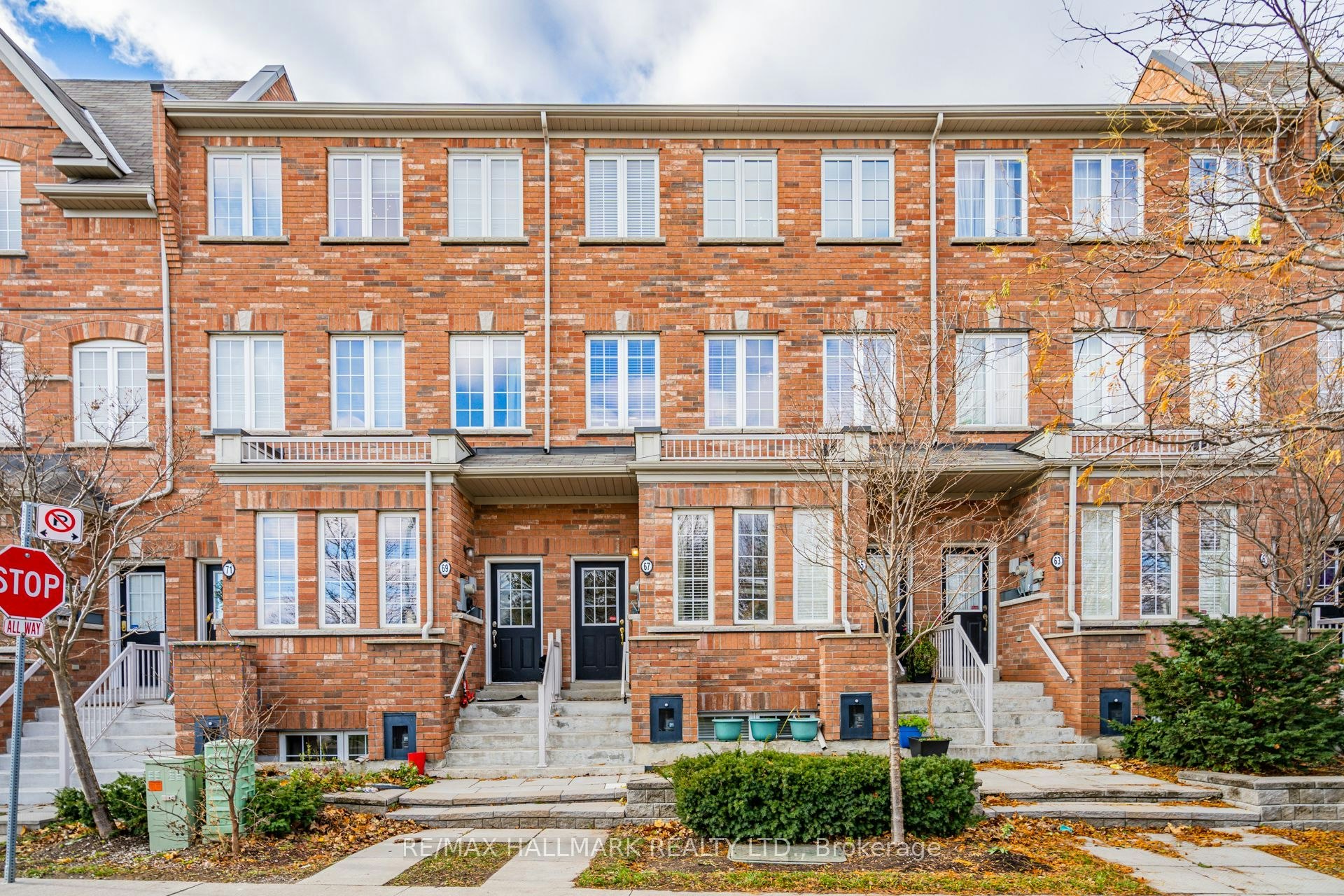 67 Enroutes Street, Toronto, ON, M4E 0A3