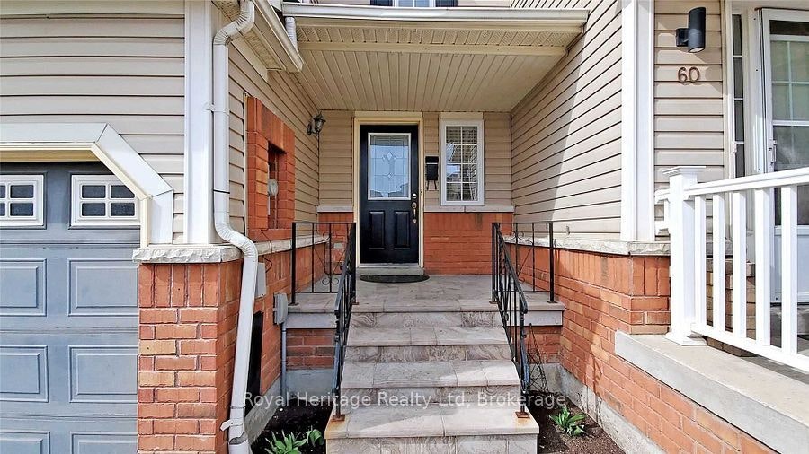 62 Barrister Avenue, Whitby, ON, L1R 3H6