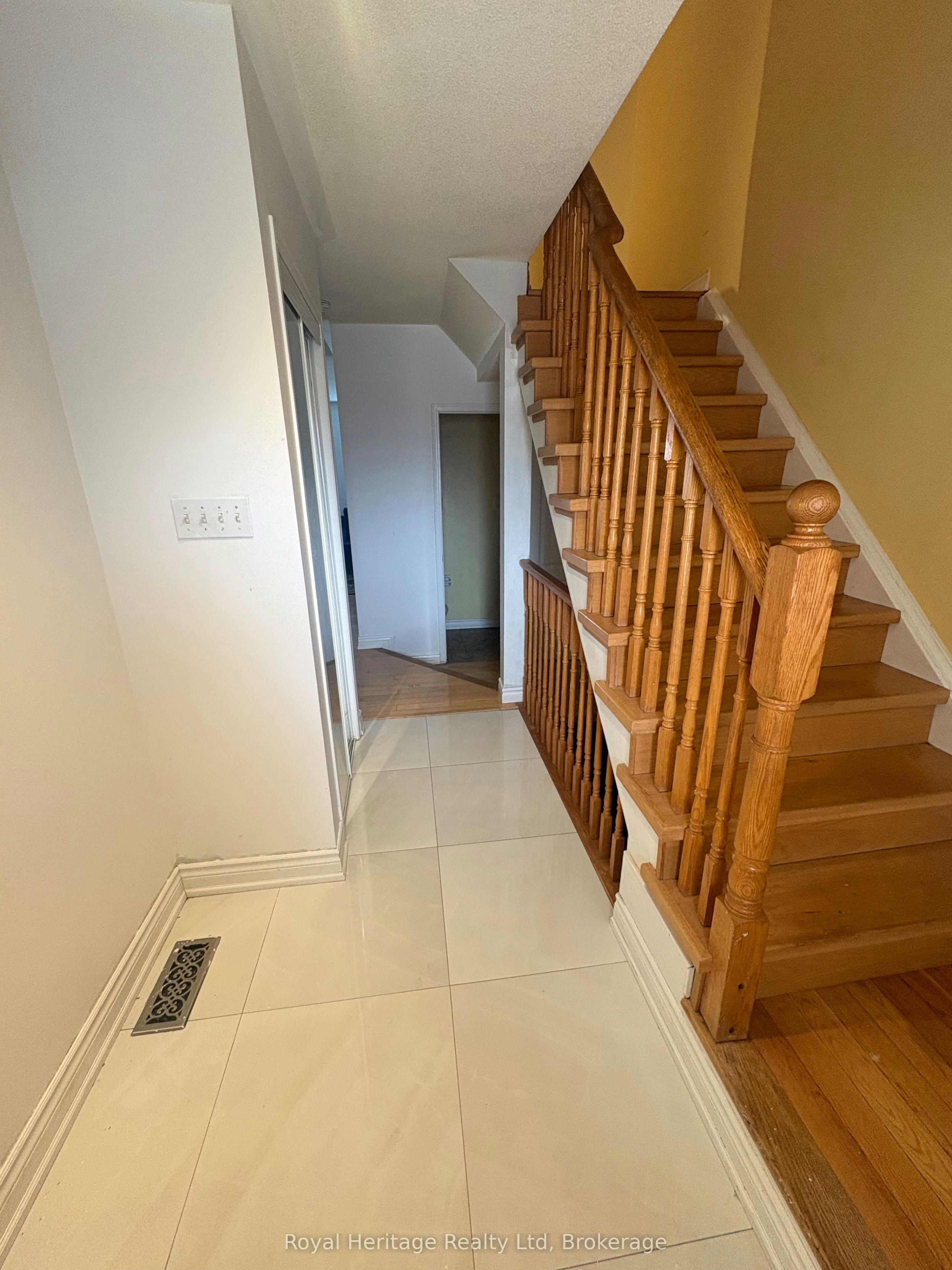 62 Barrister Avenue, Whitby, ON, L1R 3H6 - 2