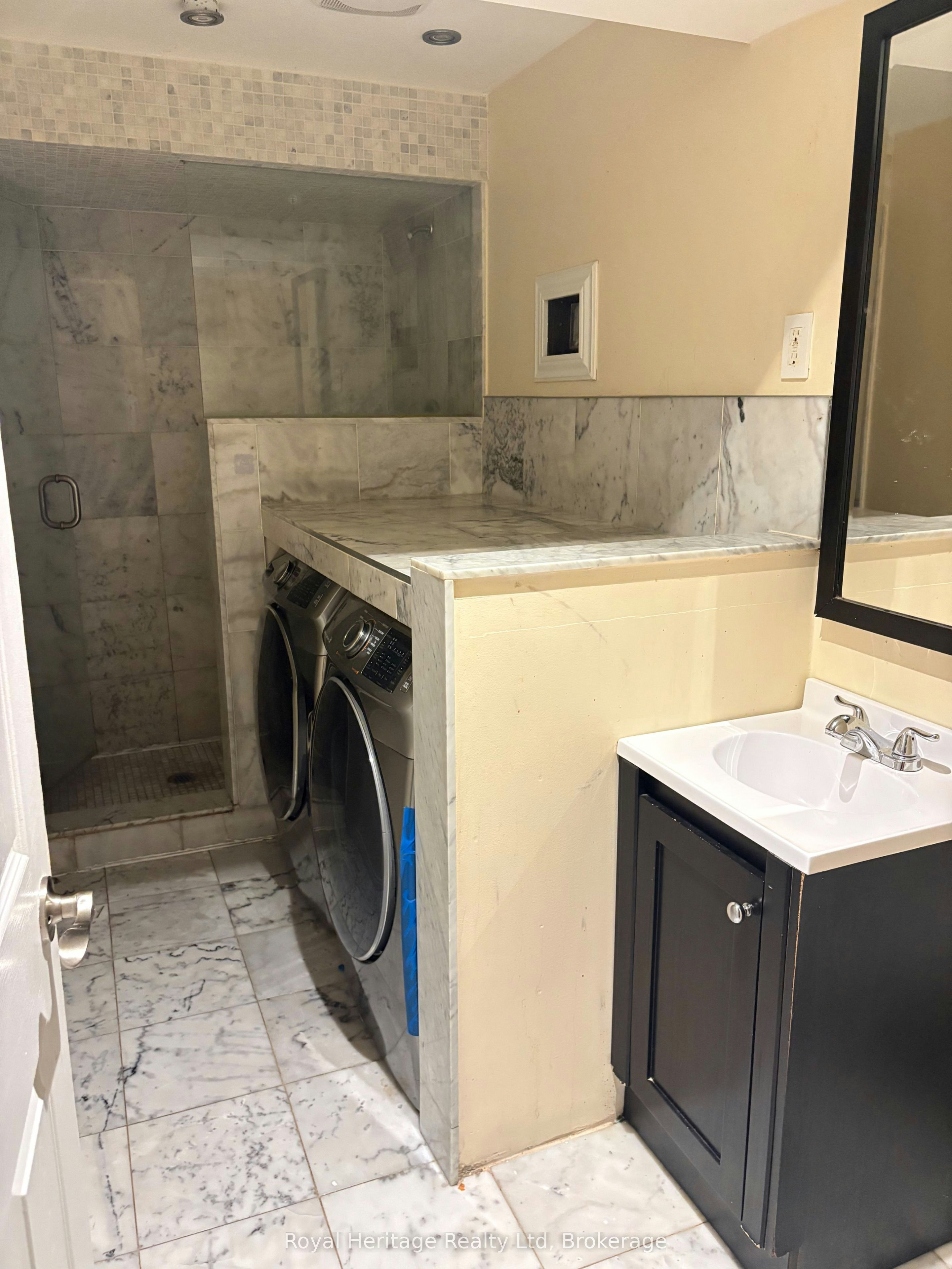 62 Barrister Avenue, Whitby, ON, L1R 3H6 - 10