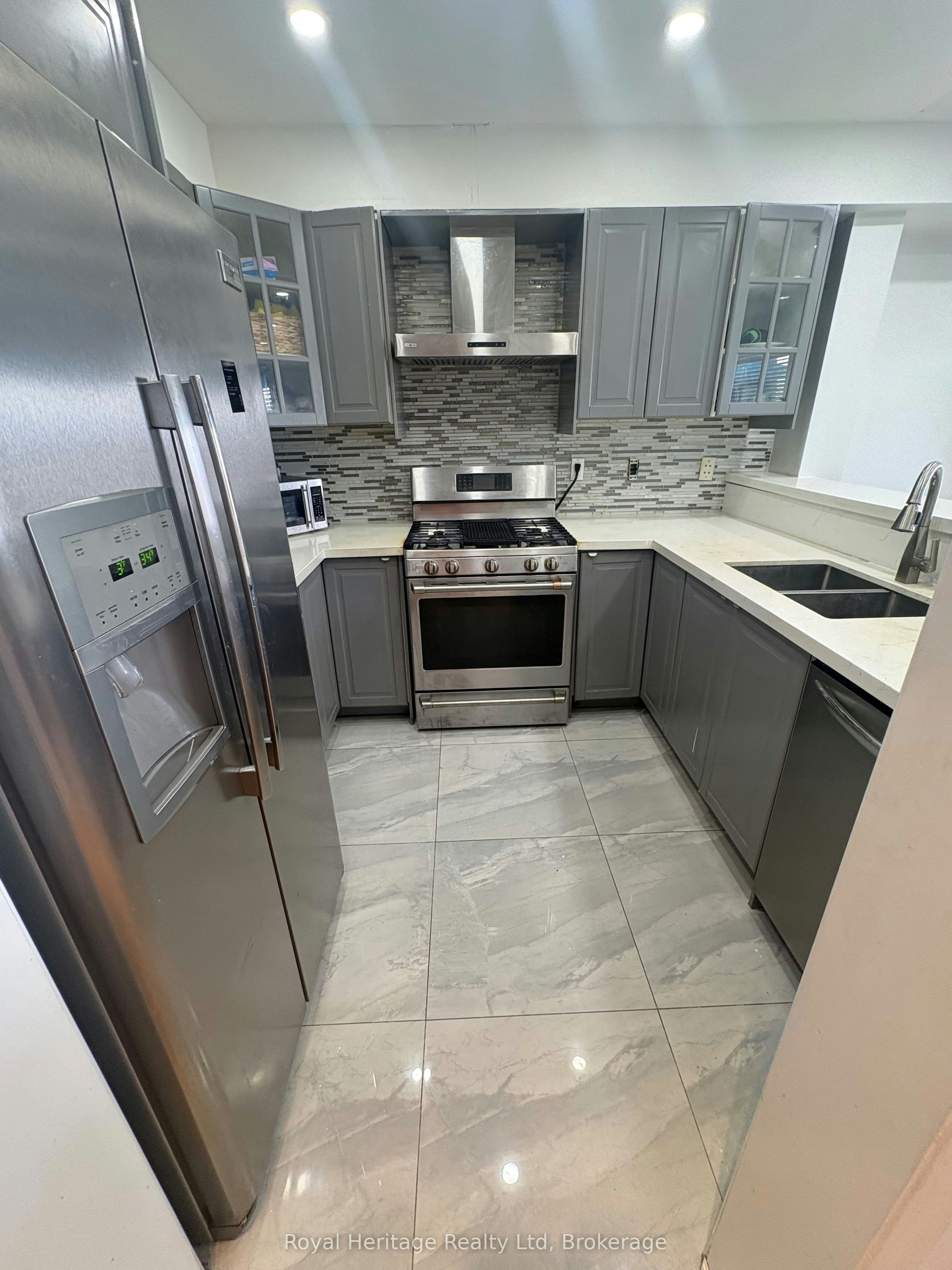 62 Barrister Avenue, Whitby, ON, L1R 3H6 - 7