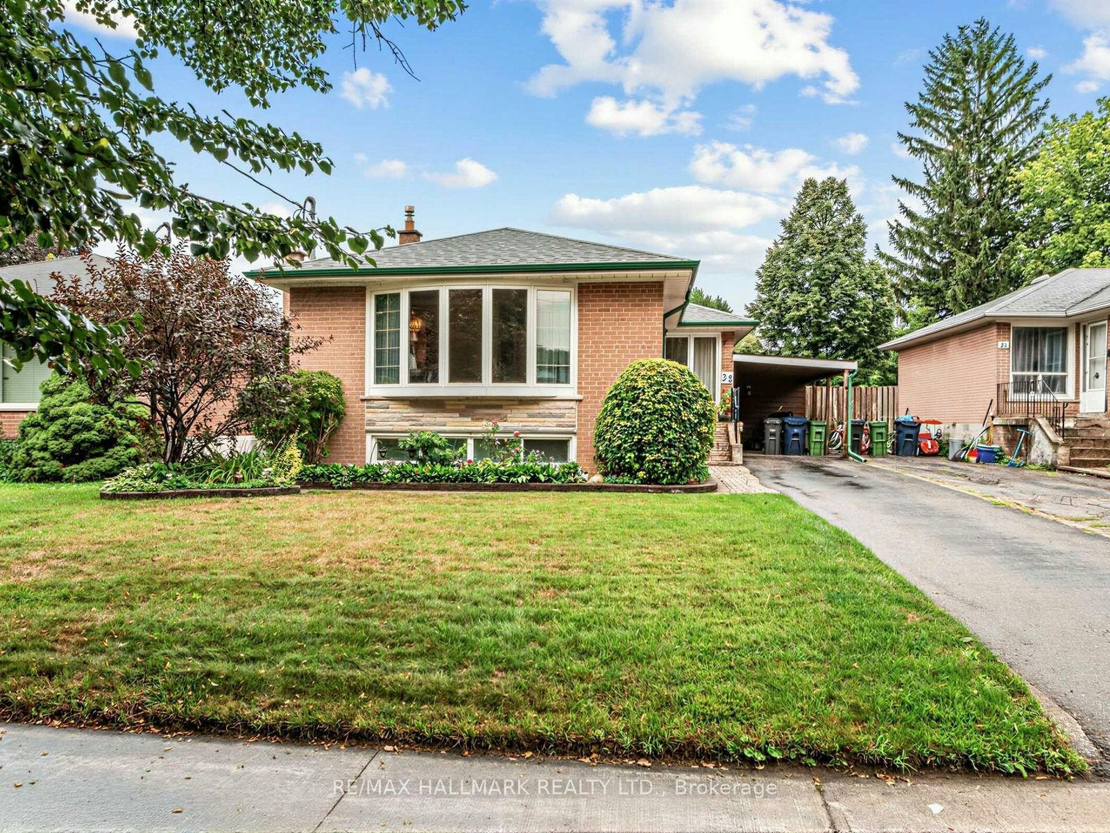 23 Lynnbrook Drive, Toronto, ON, M1H 2M1
