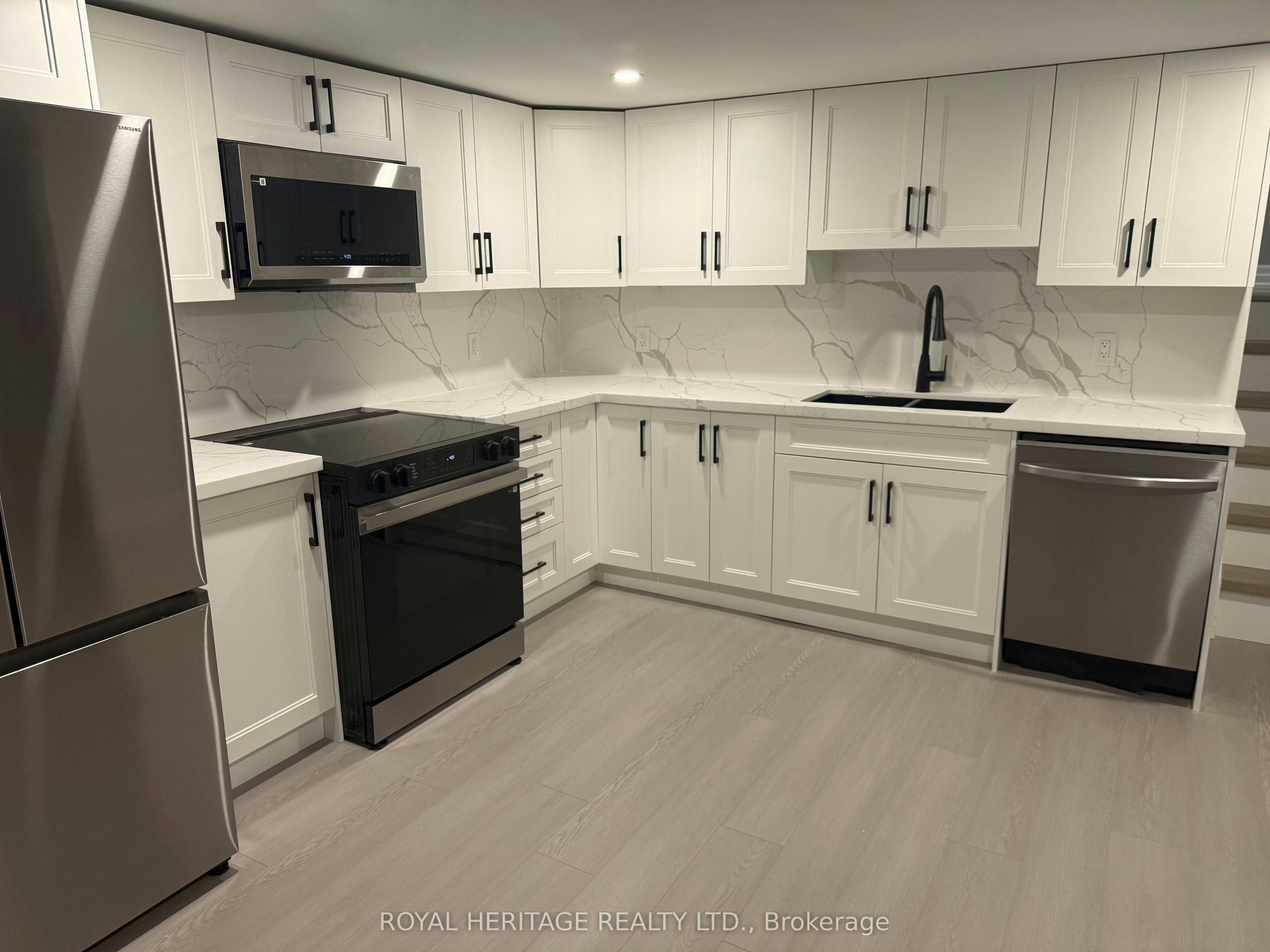 B-286 Lorindale Drive, Oshawa, ON, L1H 6X4 - 26