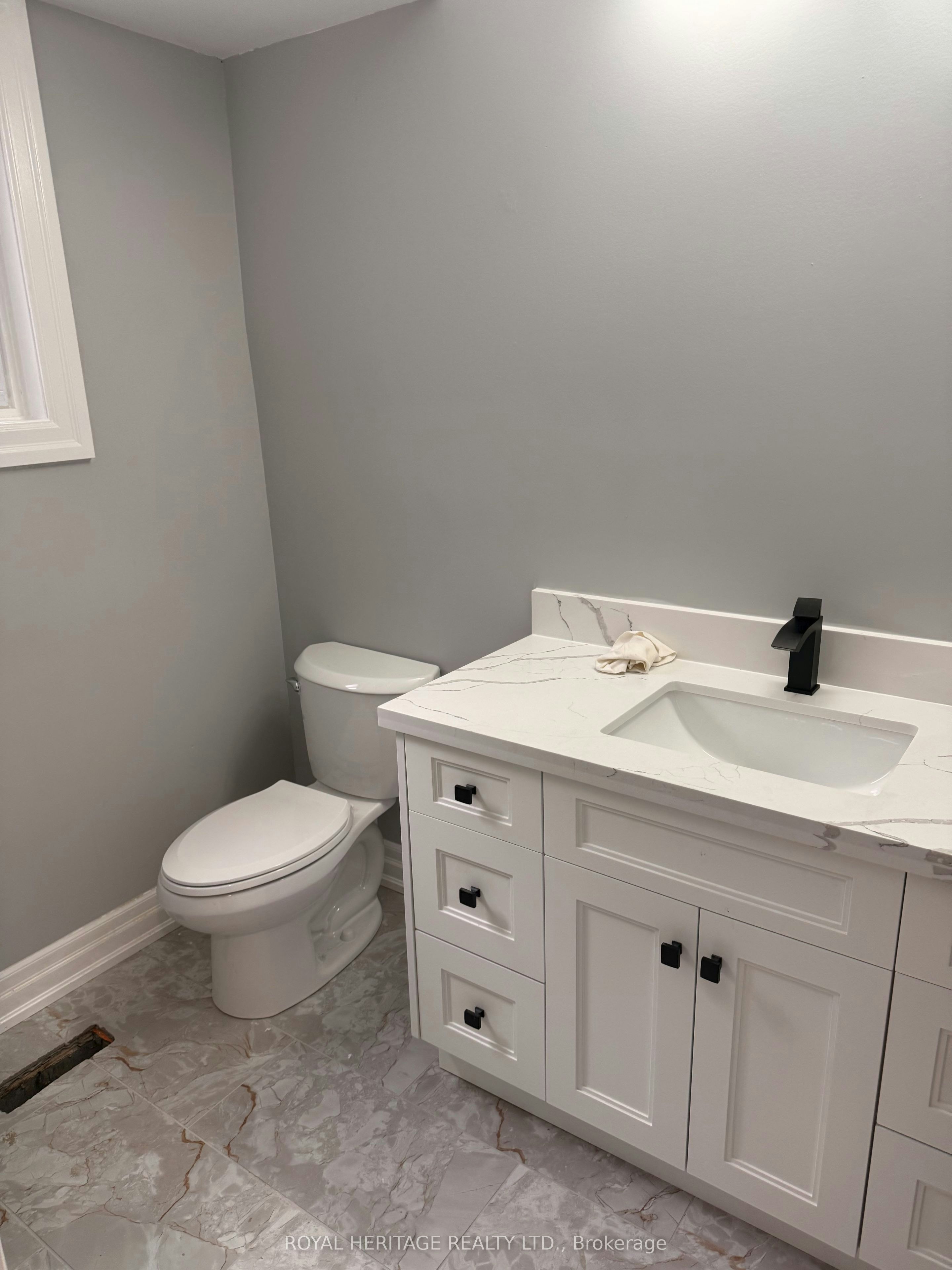 B-286 Lorindale Drive, Oshawa, ON, L1H 6X4 - 10