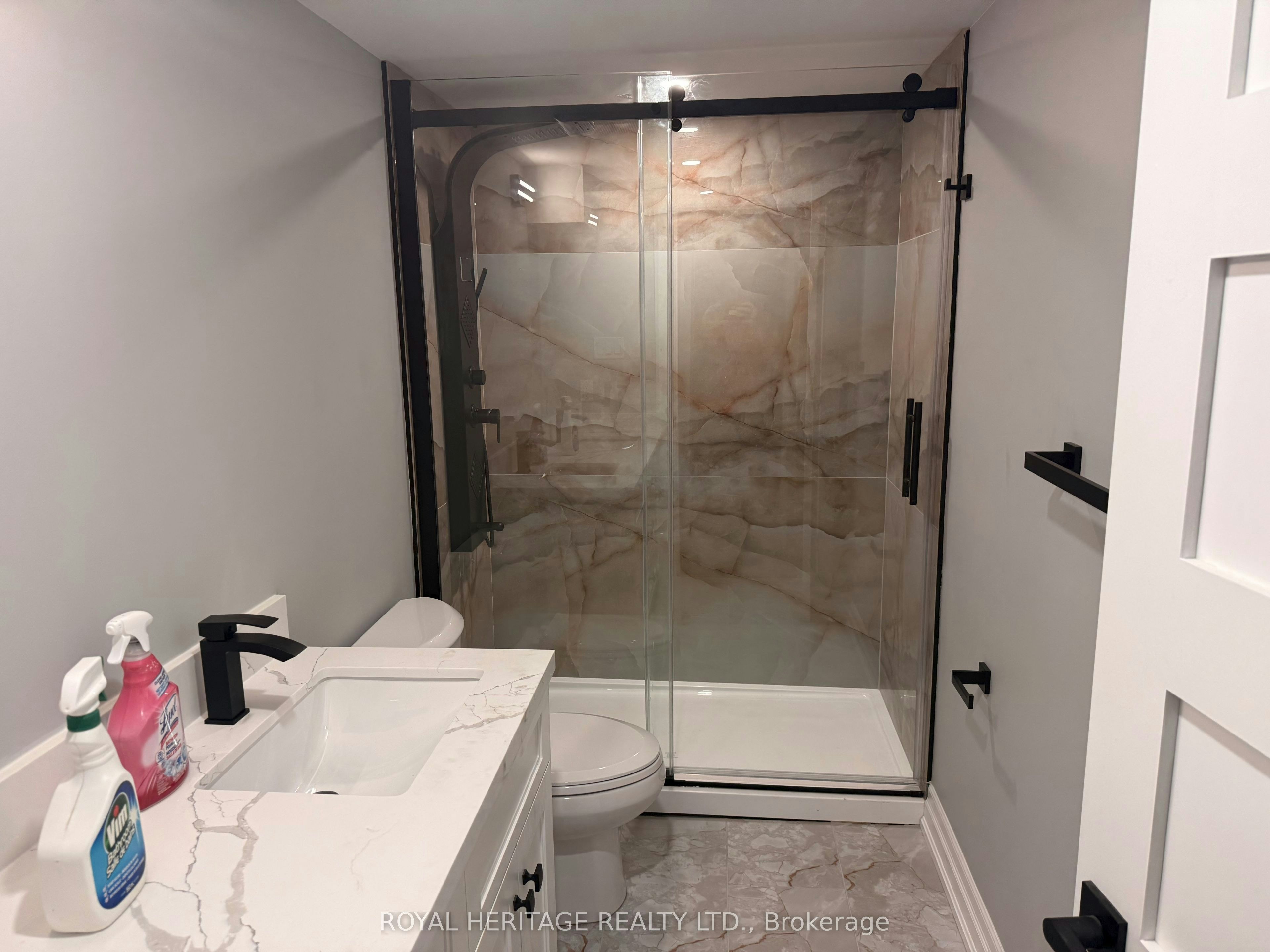 B-286 Lorindale Drive, Oshawa, ON, L1H 6X4 - 19