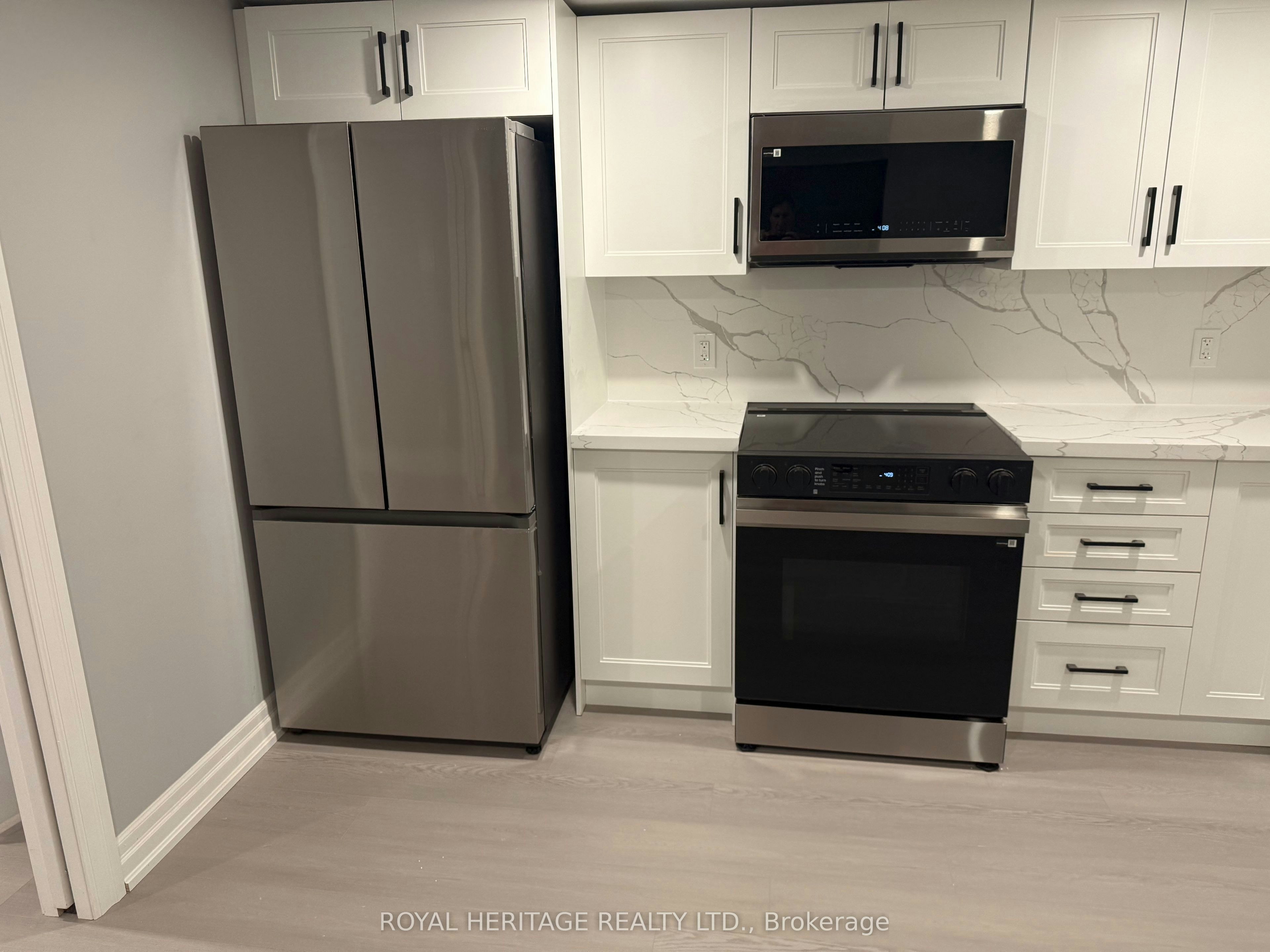 B-286 Lorindale Drive, Oshawa, ON, L1H 6X4 - 25