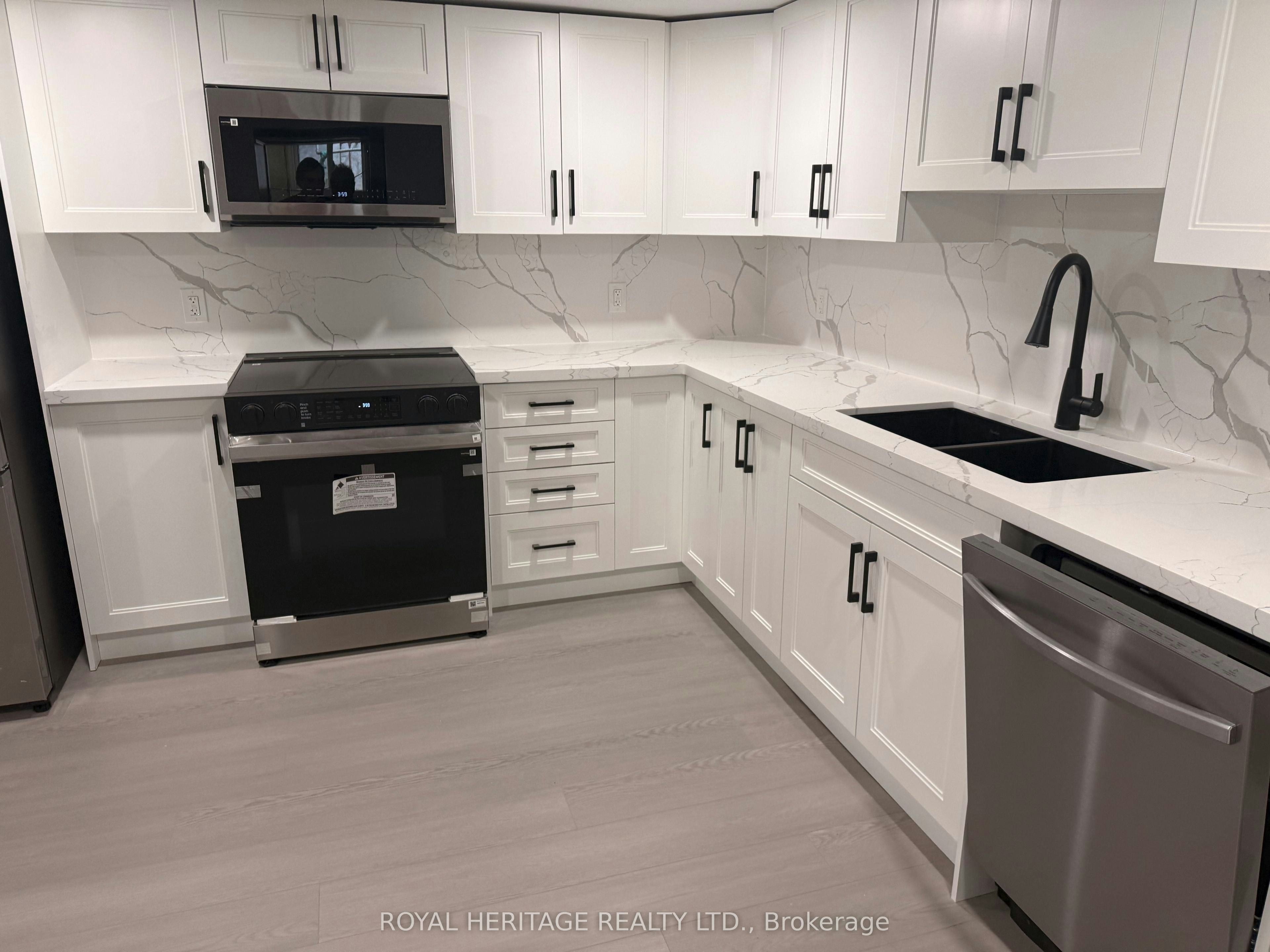 B-286 Lorindale Drive, Oshawa, ON, L1H 6X4 - 24