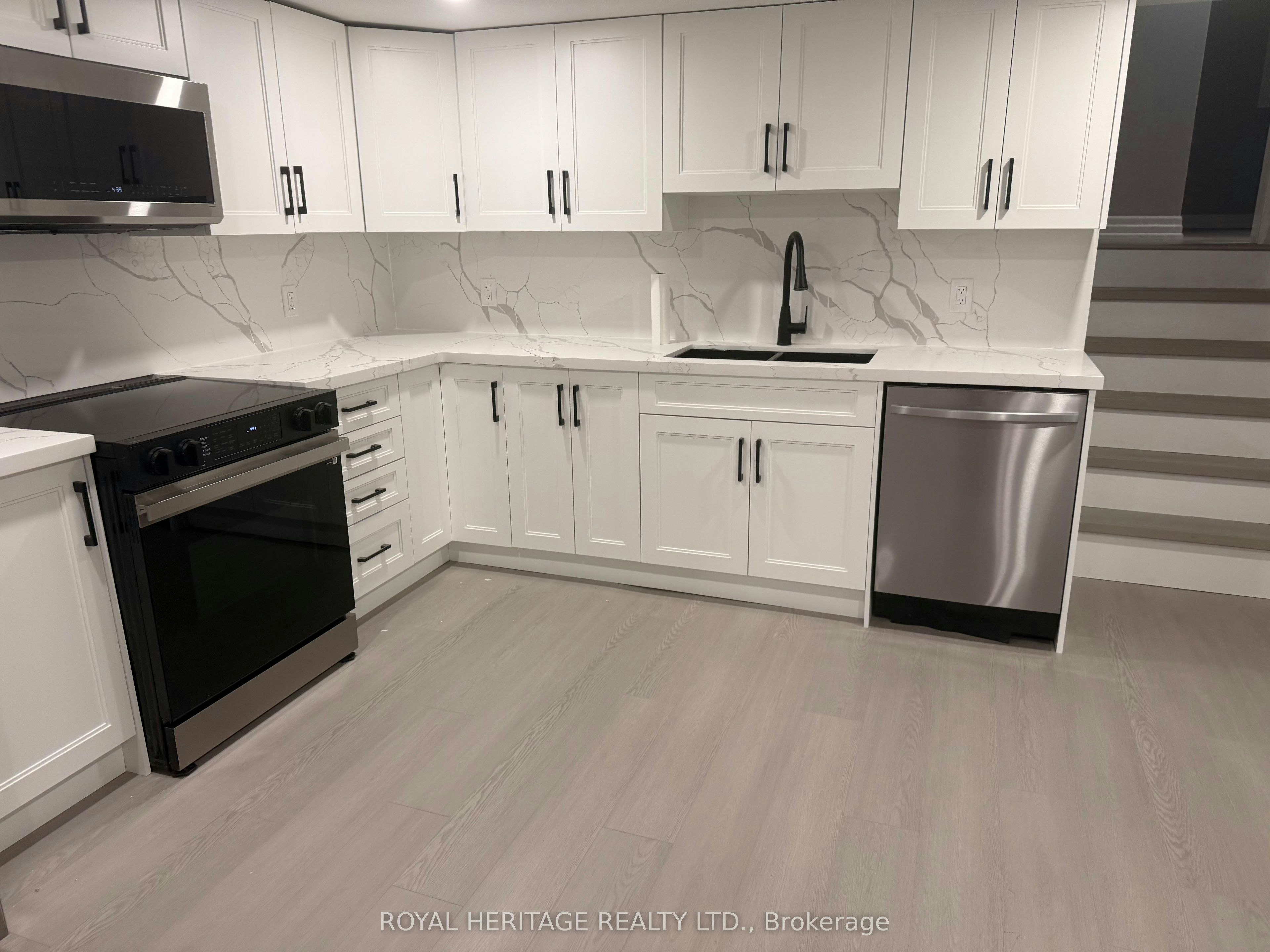 B-286 Lorindale Drive, Oshawa, ON, L1H 6X4 - 28