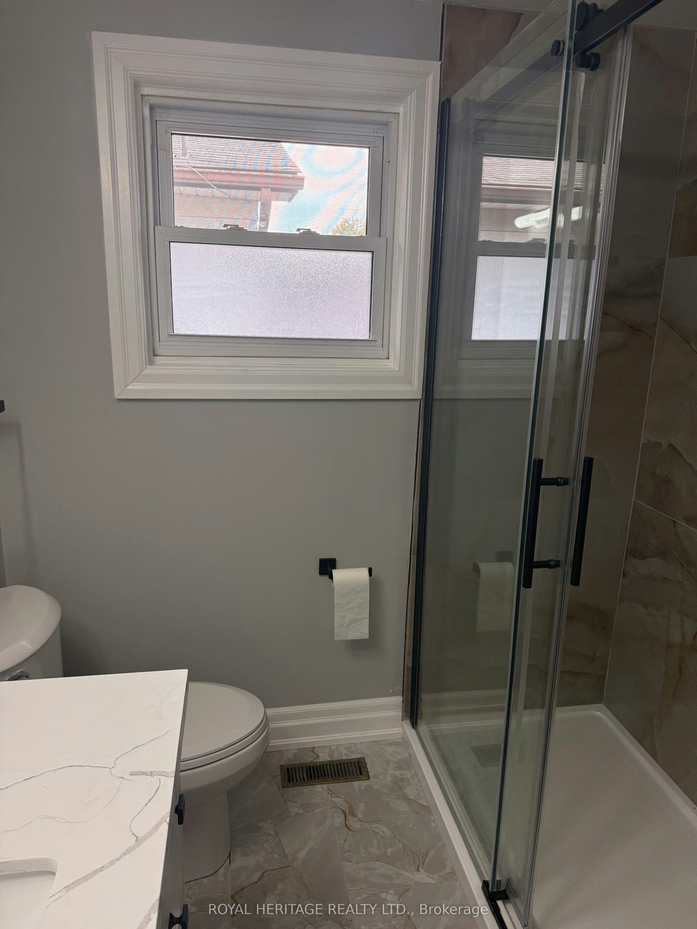 A-286 Lorindale Drive, Oshawa, ON, L1H 6X4 - 8