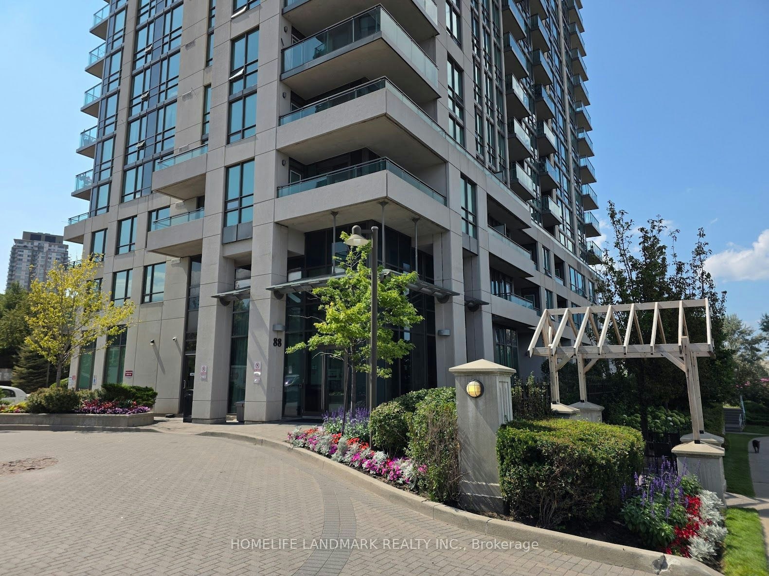 1006-88 Grangeway Avenue, Toronto, ON, M1H 0A2 - 2