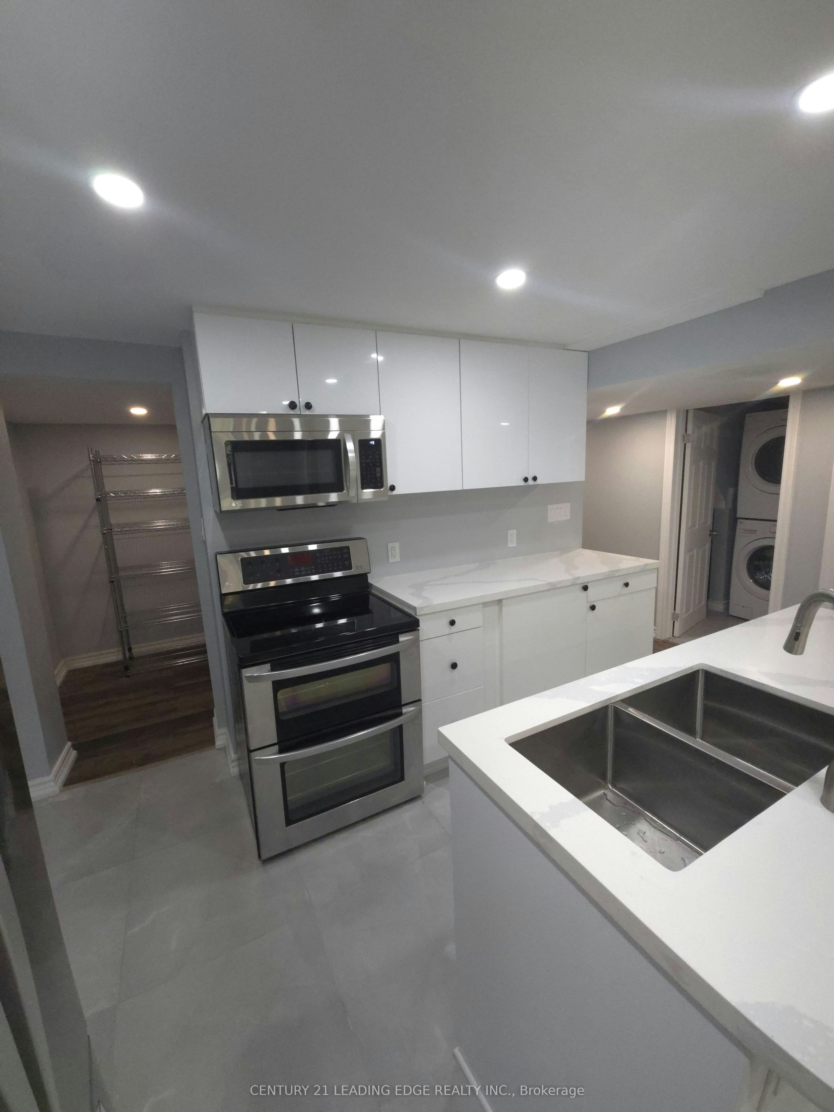 112 Ravenscroft Road, Ajax, ON, L1T 1X1 - 6