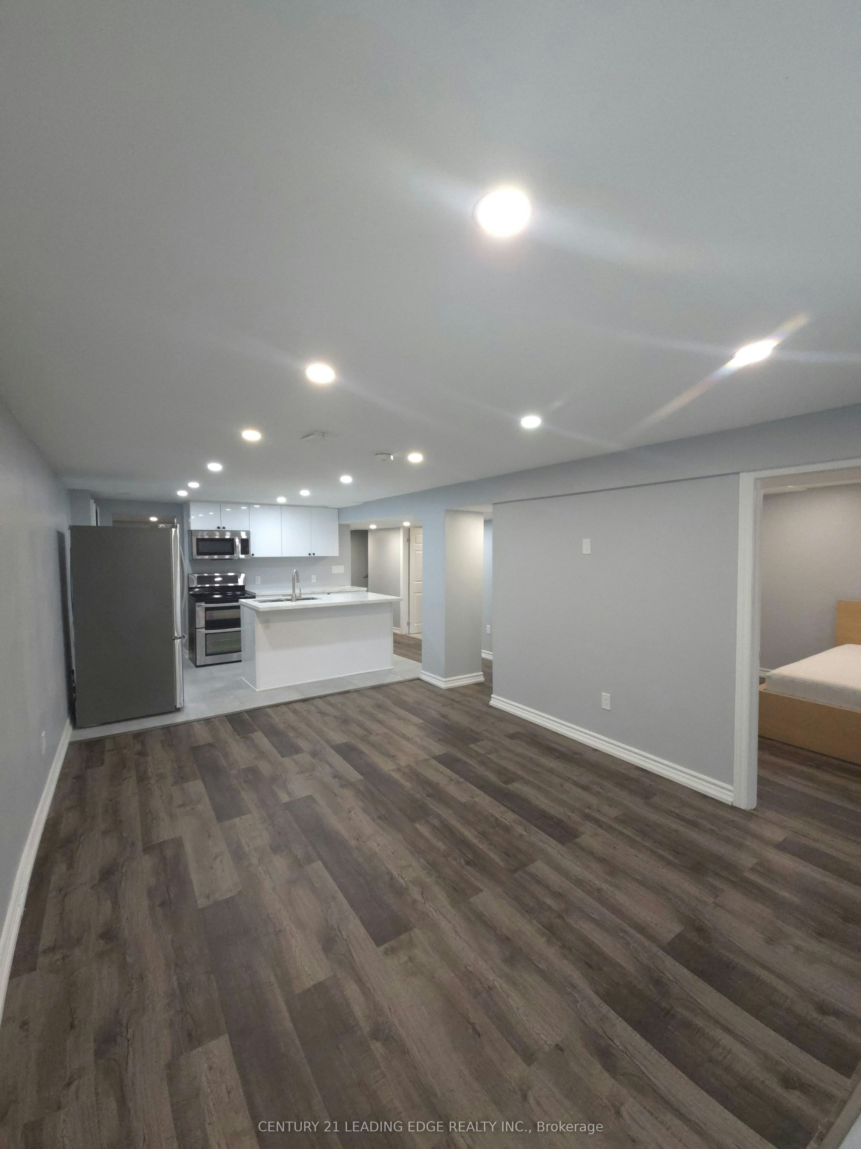 112 Ravenscroft Road, Ajax, ON, L1T 1X1 - 8