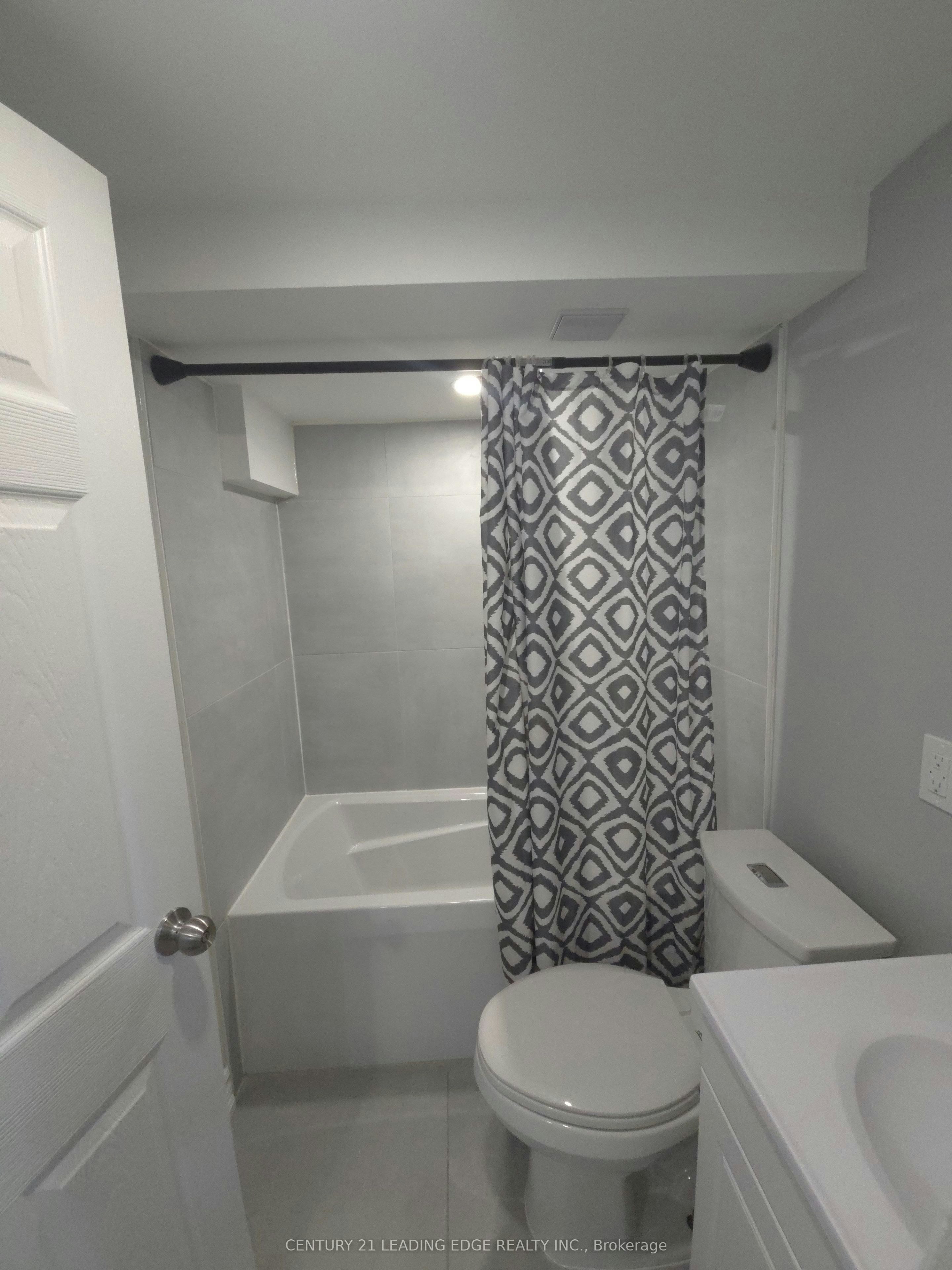 112 Ravenscroft Road, Ajax, ON, L1T 1X1 - 15