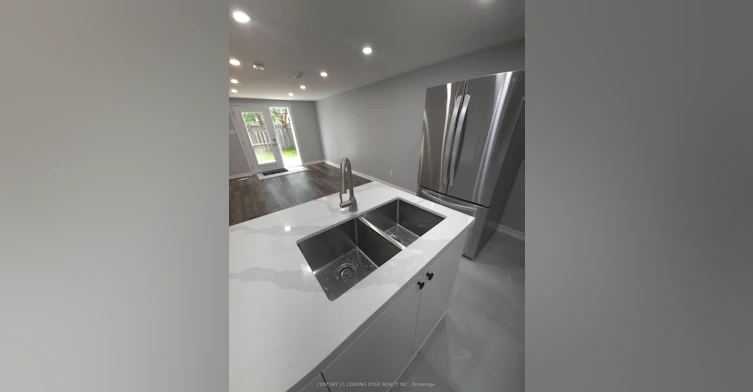 112 Ravenscroft Road, Ajax, ON, L1T 1X1 - 4