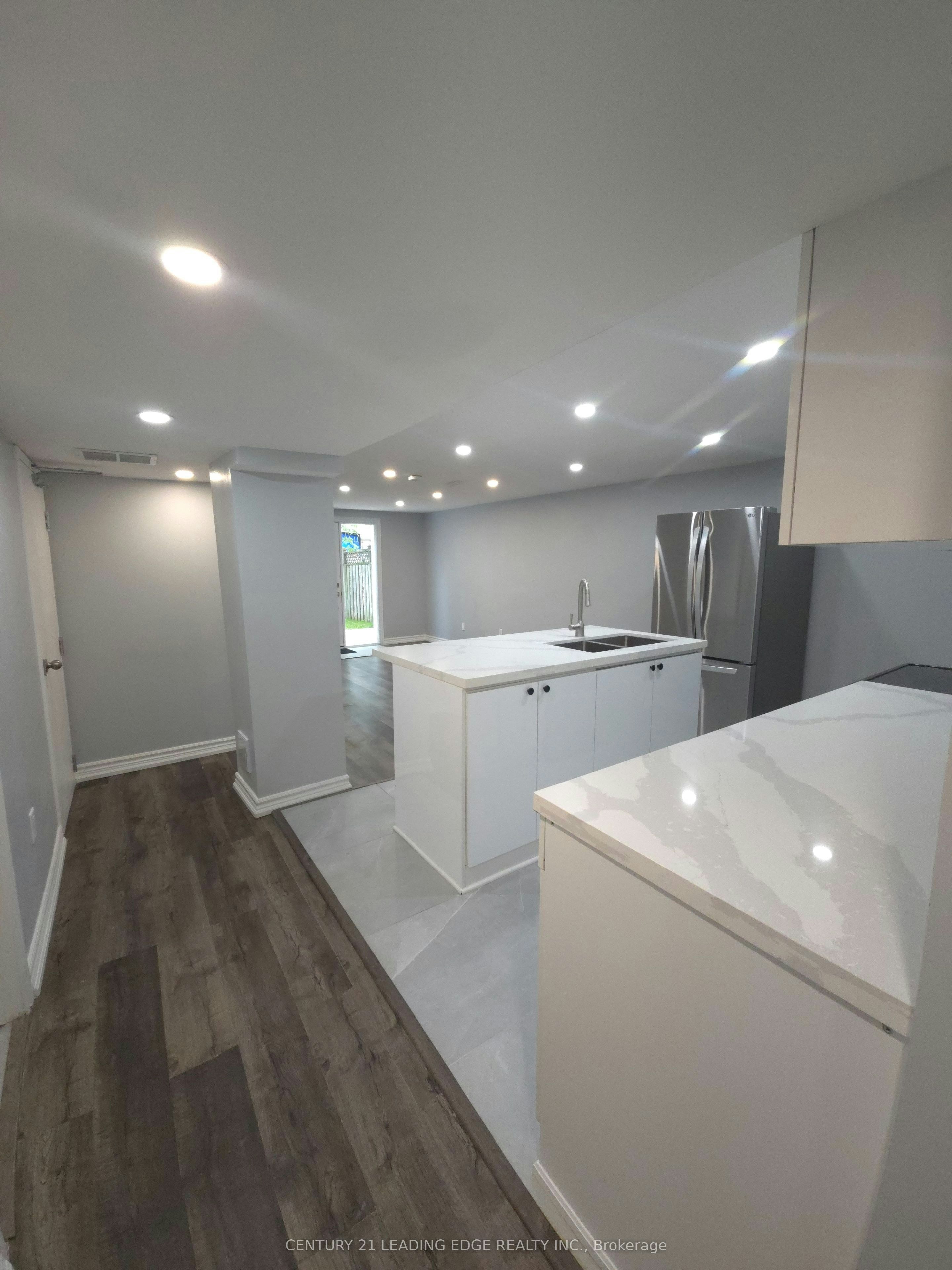 112 Ravenscroft Road, Ajax, ON, L1T 1X1 - 7