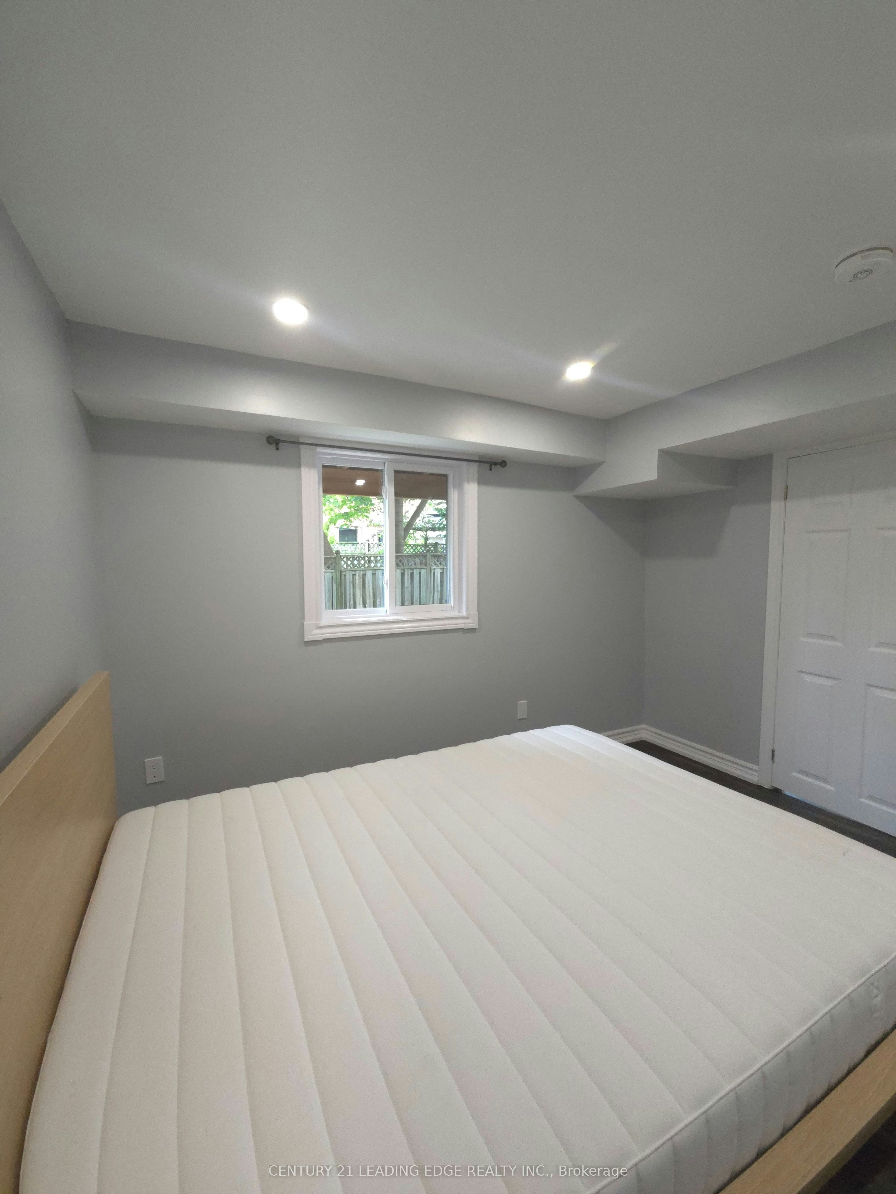 112 Ravenscroft Road, Ajax, ON, L1T 1X1 - 14