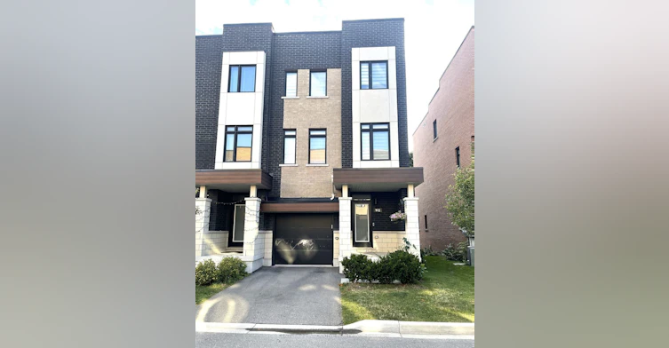 912 Kicking Horse Path, Oshawa, ON, L1J 0B4