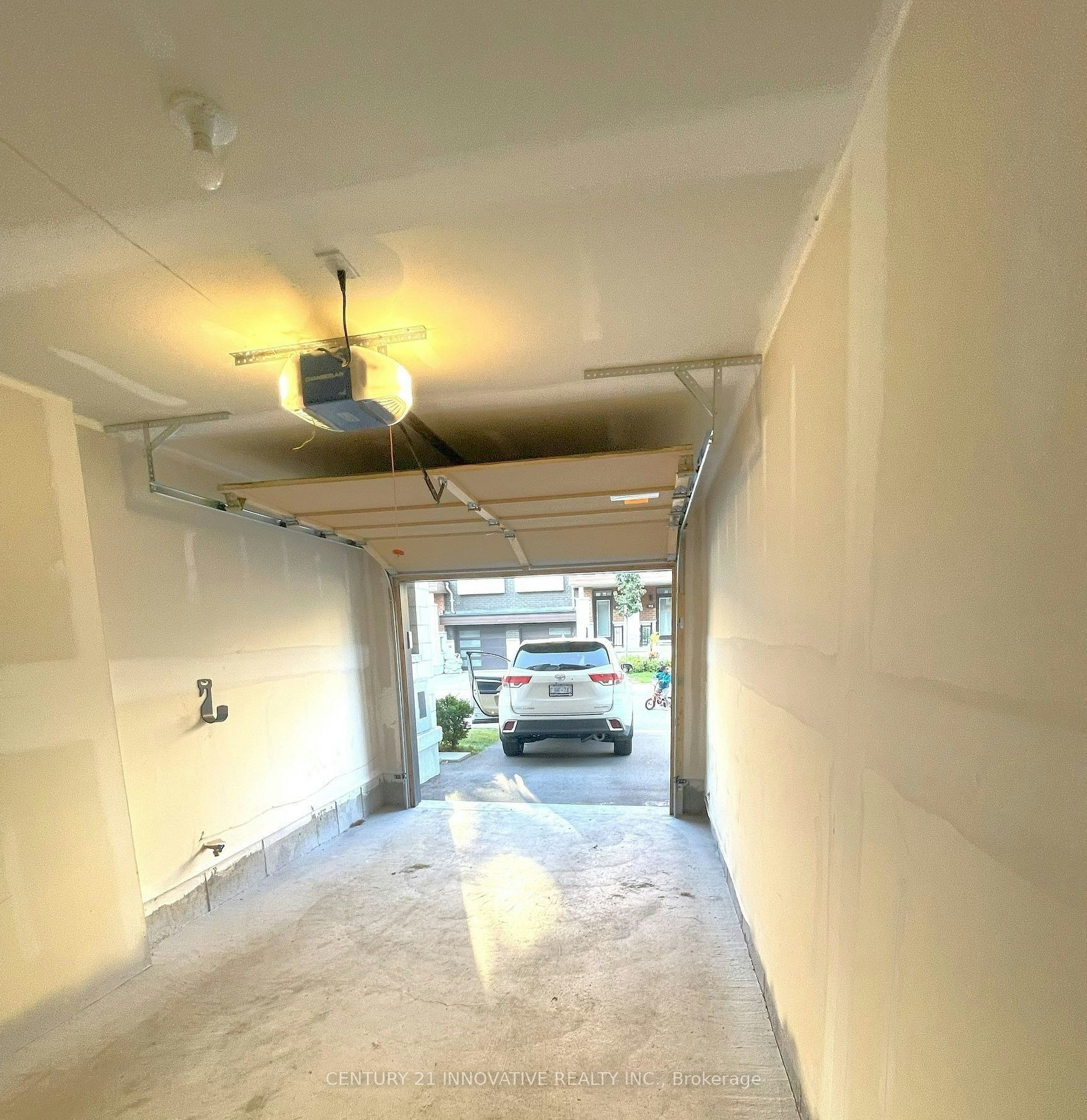 912 Kicking Horse Path, Oshawa, ON, L1J 0B4 - 26