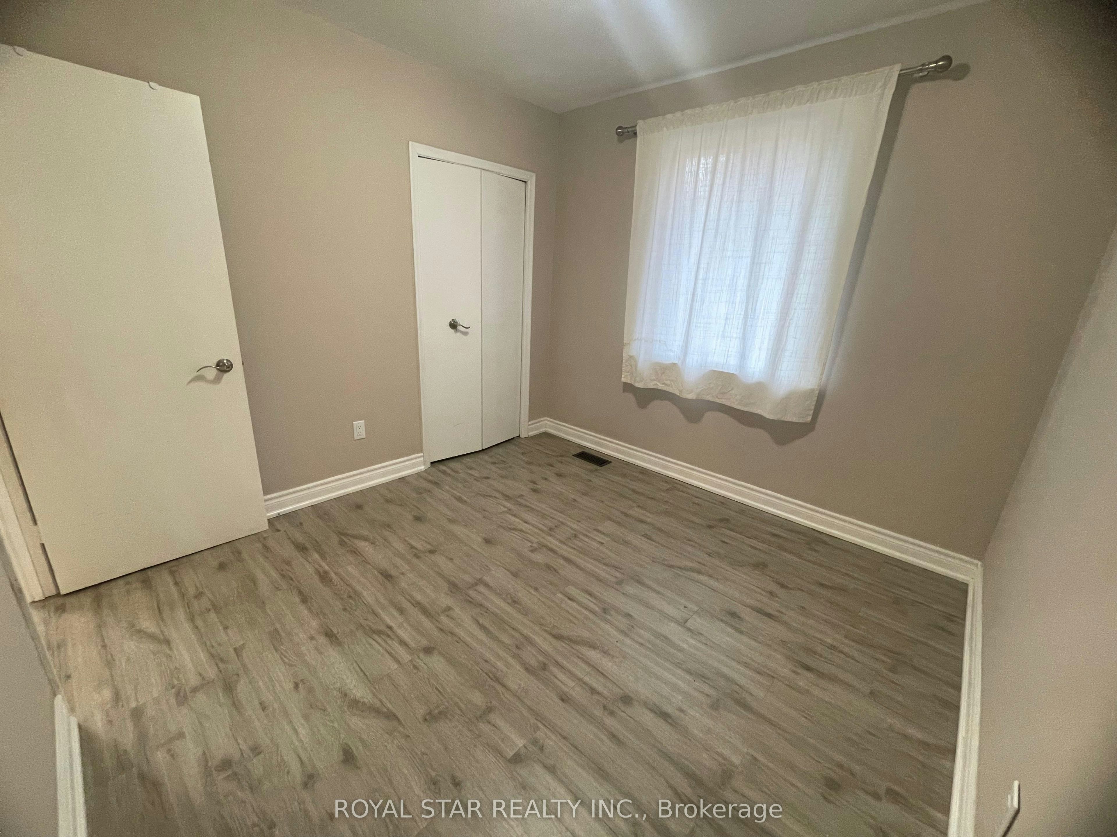 Main-34 Neapolitan Drive, Toronto, ON, M1P 4B3 - 10
