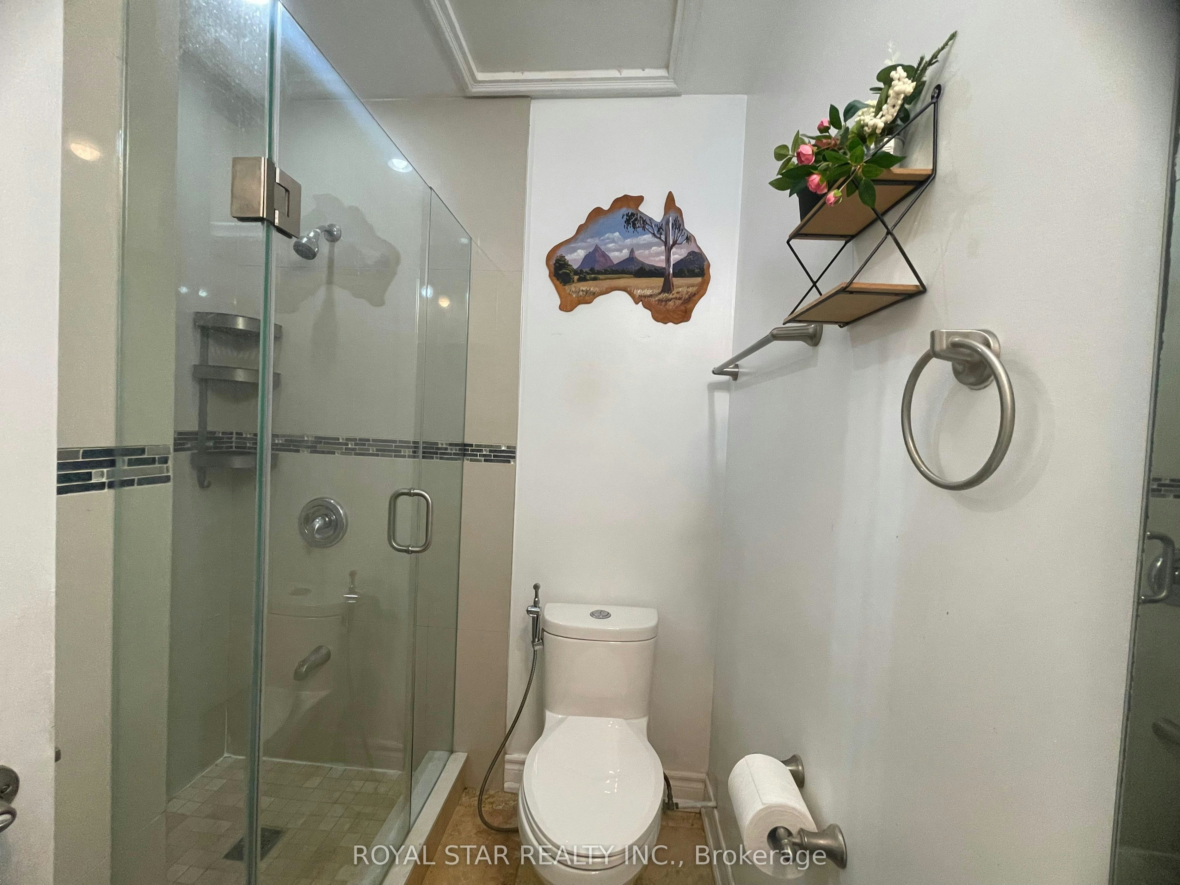 Main-34 Neapolitan Drive, Toronto, ON, M1P 4B3 - 13
