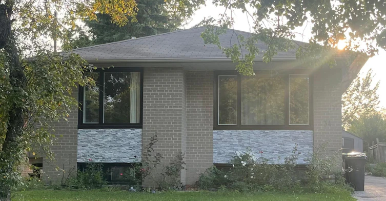 Main-34 Neapolitan Drive, Toronto, ON, M1P 4B3