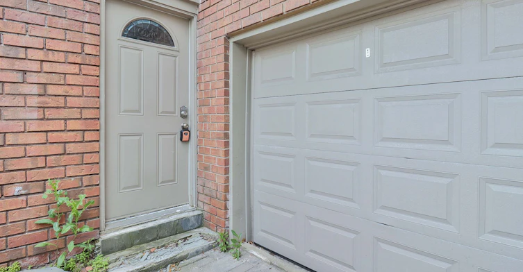 (Bsmt)-143 Gamble Avenue, Toronto, ON, M4J 2P2 - 2