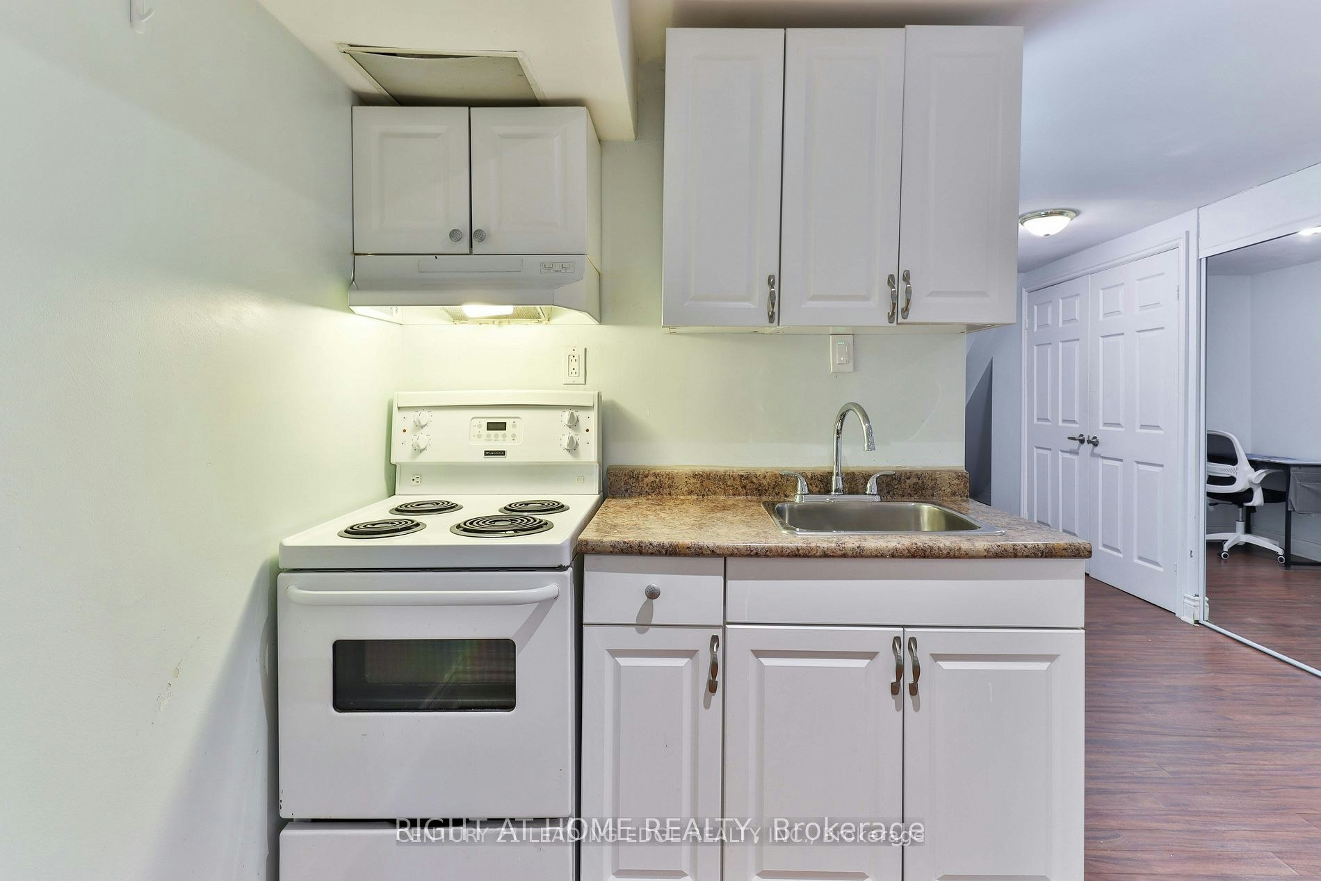 (Bsmt)-143 Gamble Avenue, Toronto, ON, M4J 2P2 - 8