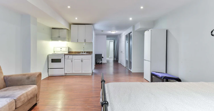 (Bsmt)-143 Gamble Avenue, Toronto, ON, M4J 2P2 - 10