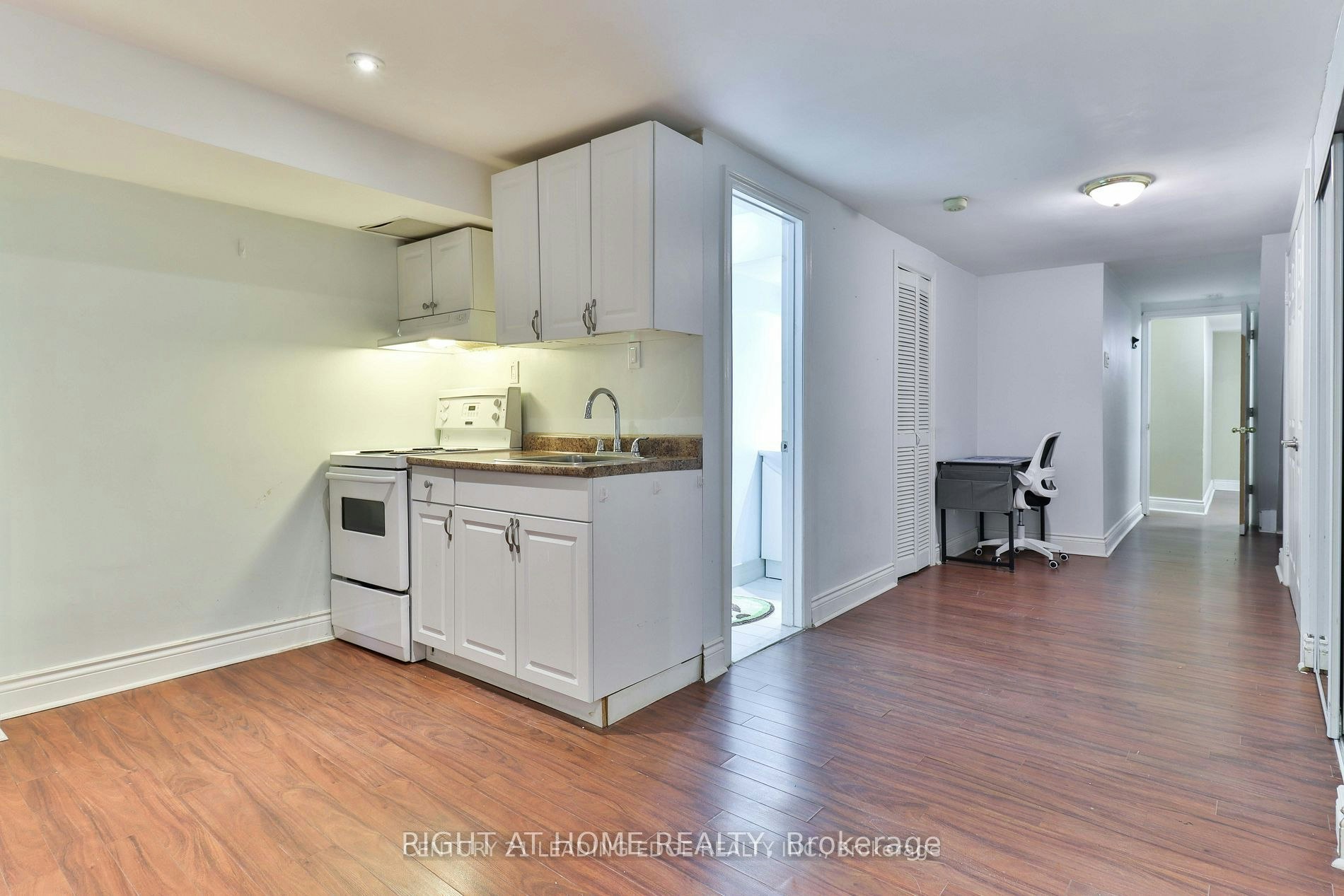 (Bsmt)-143 Gamble Avenue, Toronto, ON, M4J 2P2 - 7