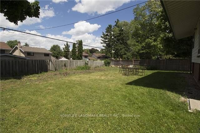 24 Highbrook Drive, Toronto, ON, M1P 3L3 - 9