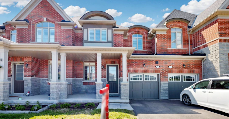 9 Caton Lane, Ajax, ON, L1T 0P8